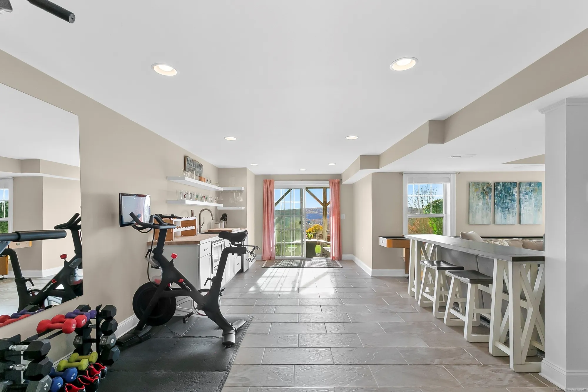 Property Slideshow image 28 of 36 | 17 briar ridge dr # 17, Bethel, CT, 06801