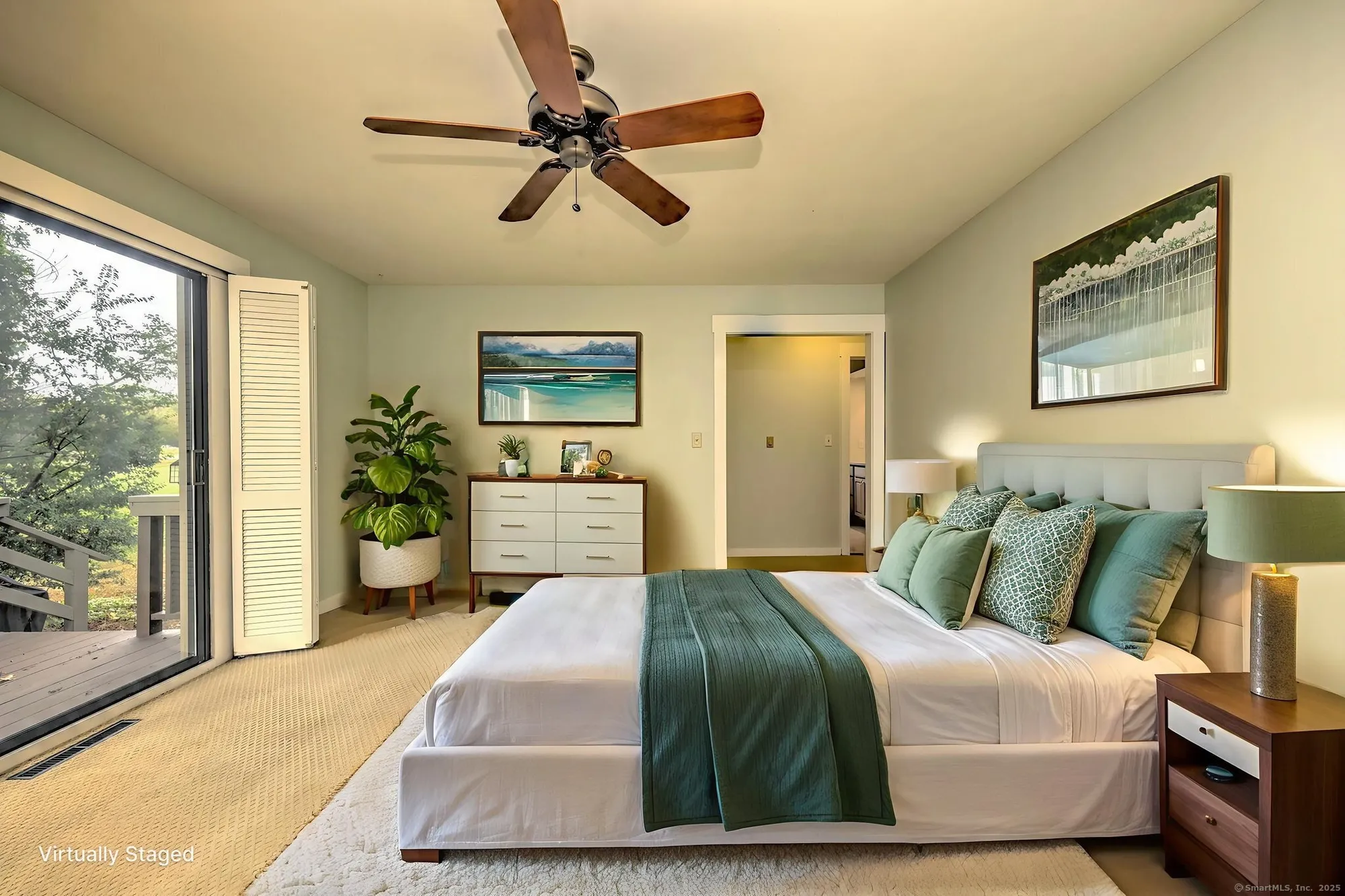 Property Slideshow image 18 of 40 | 195 bayfield ln a, Stratford, CT, 06614