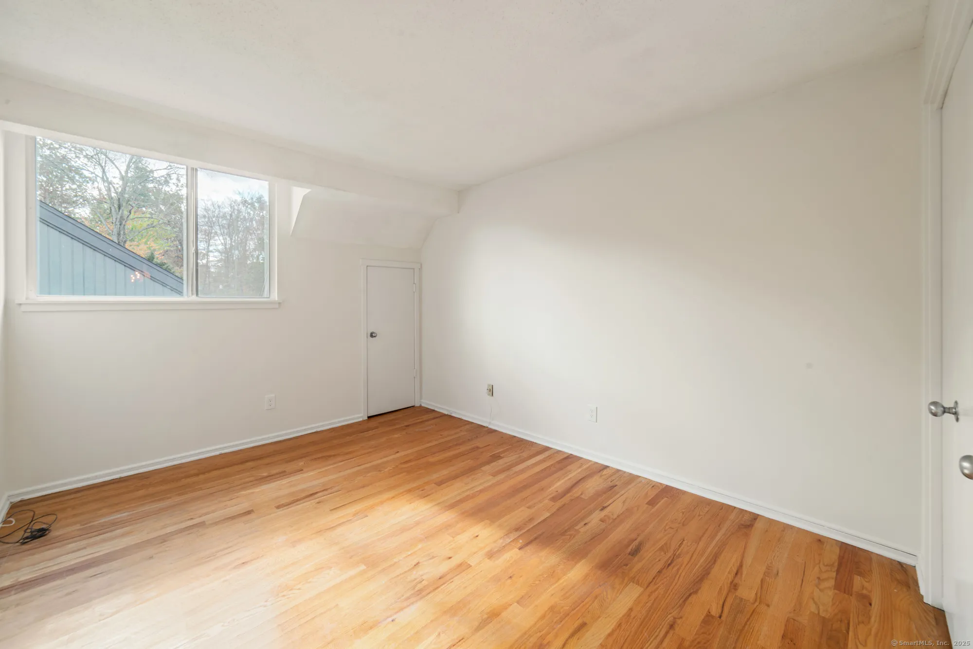 Property Slideshow image 15 of 28 | 73 heritage vlg d, Southbury, CT, 06488