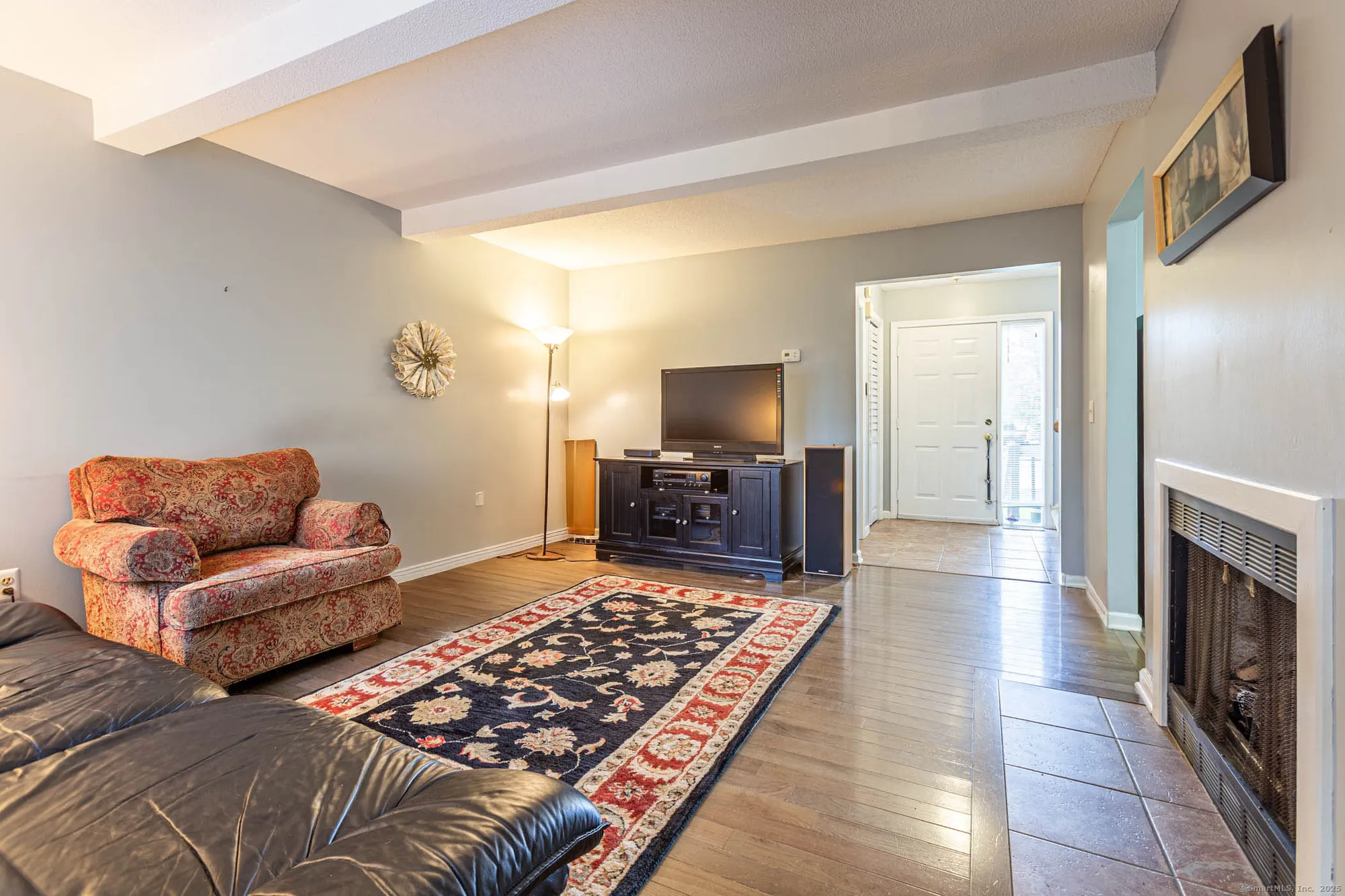 Property Slideshow image 4 of 36 | 76 silo way # 76, Bloomfield, CT, 06002