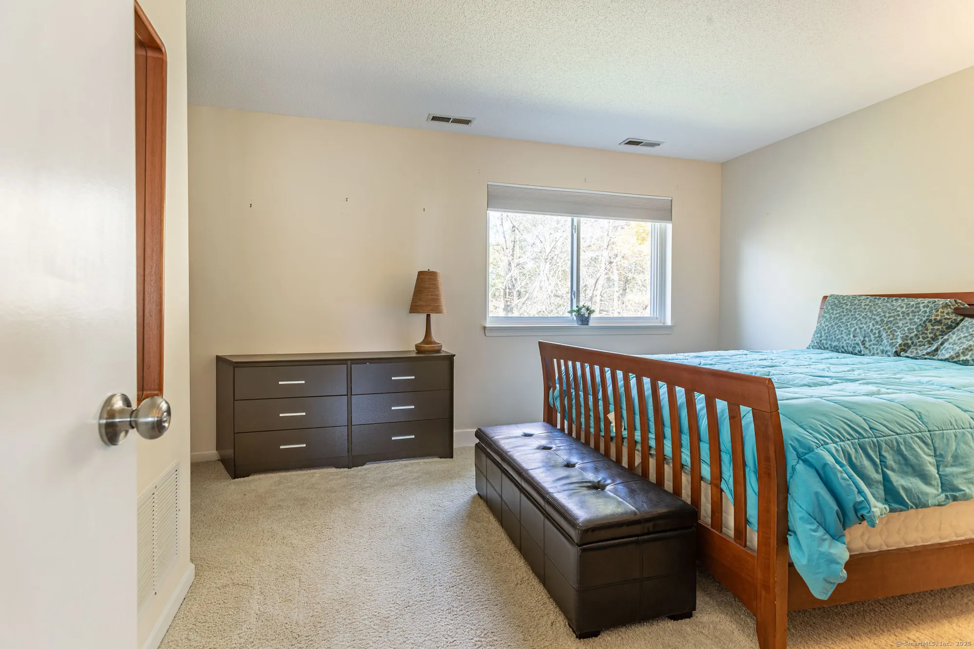 Property Slideshow image 20 of 36 | 76 silo way # 76, Bloomfield, CT, 06002