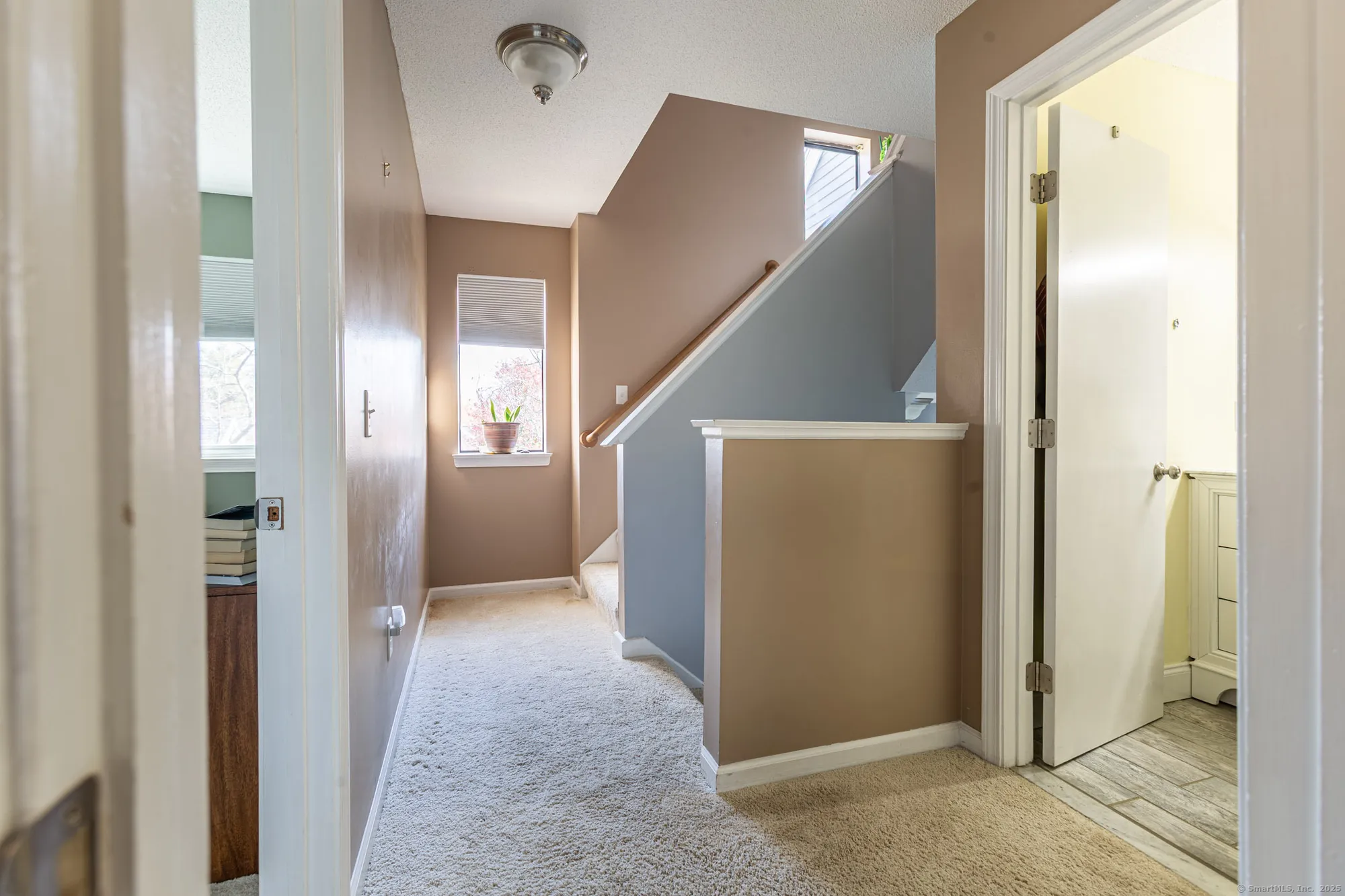 Property Slideshow image 16 of 36 | 76 silo way # 76, Bloomfield, CT, 06002