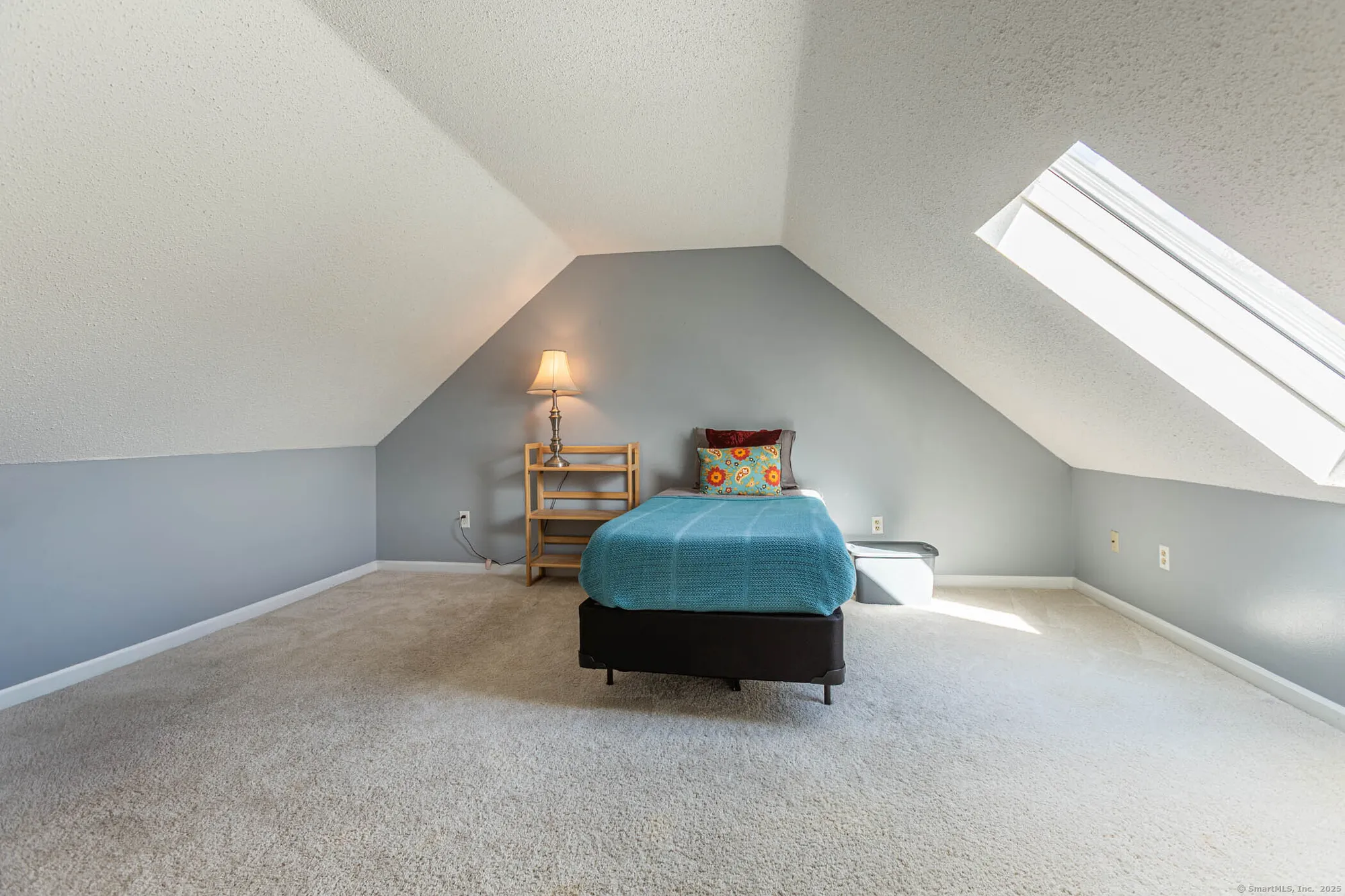 Property Slideshow image 22 of 36 | 76 silo way # 76, Bloomfield, CT, 06002