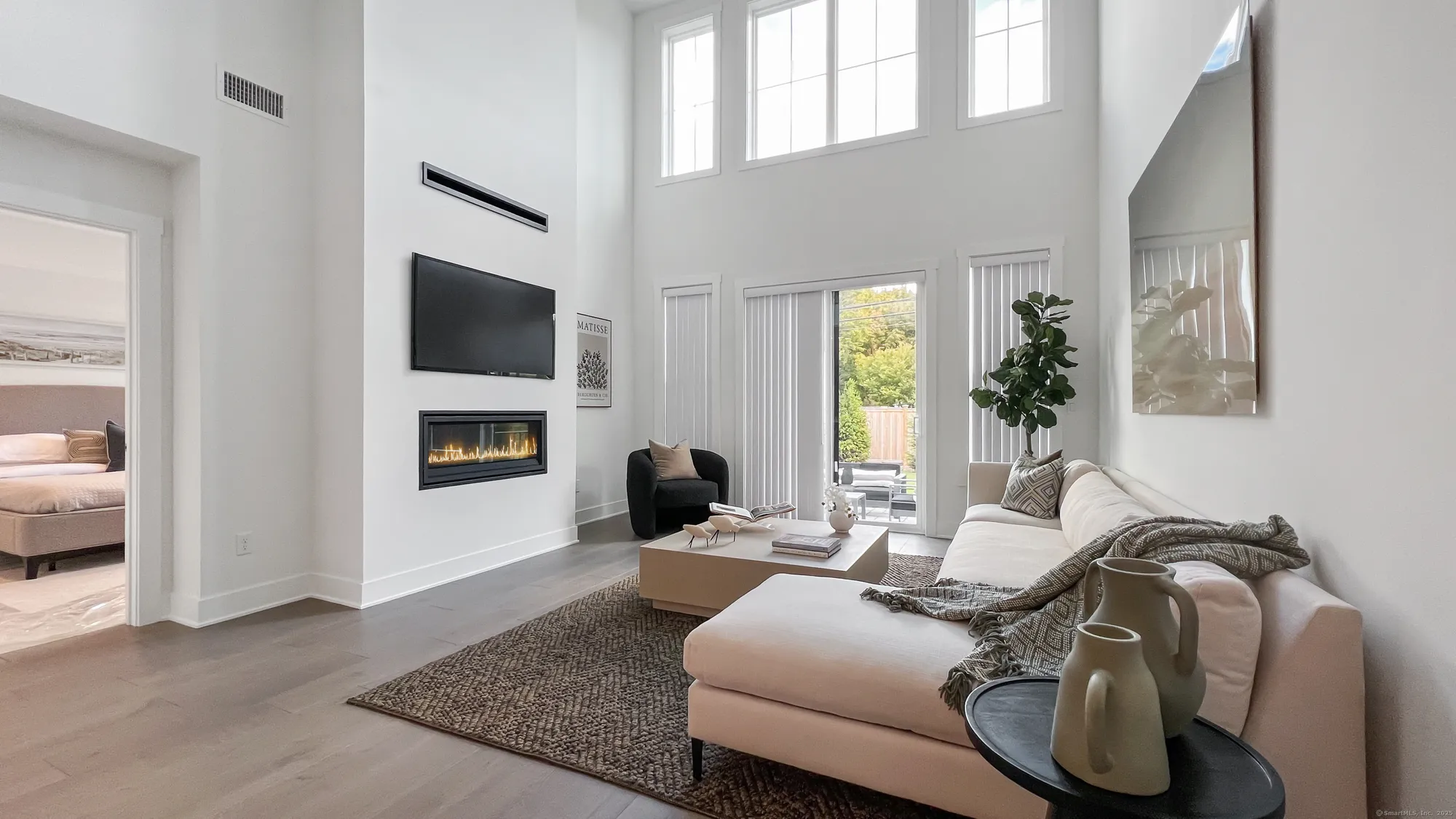 Property Slideshow image 4 of 17 | 21 heritage ln # 60, Woodbridge, CT, 06525