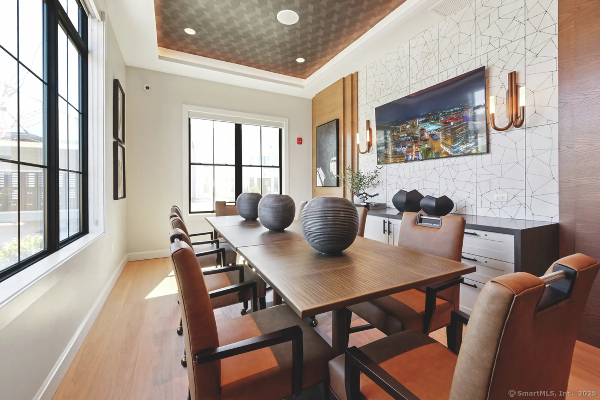 Property Slideshow image 14 of 17 | 21 heritage ln # 60, Woodbridge, CT, 06525