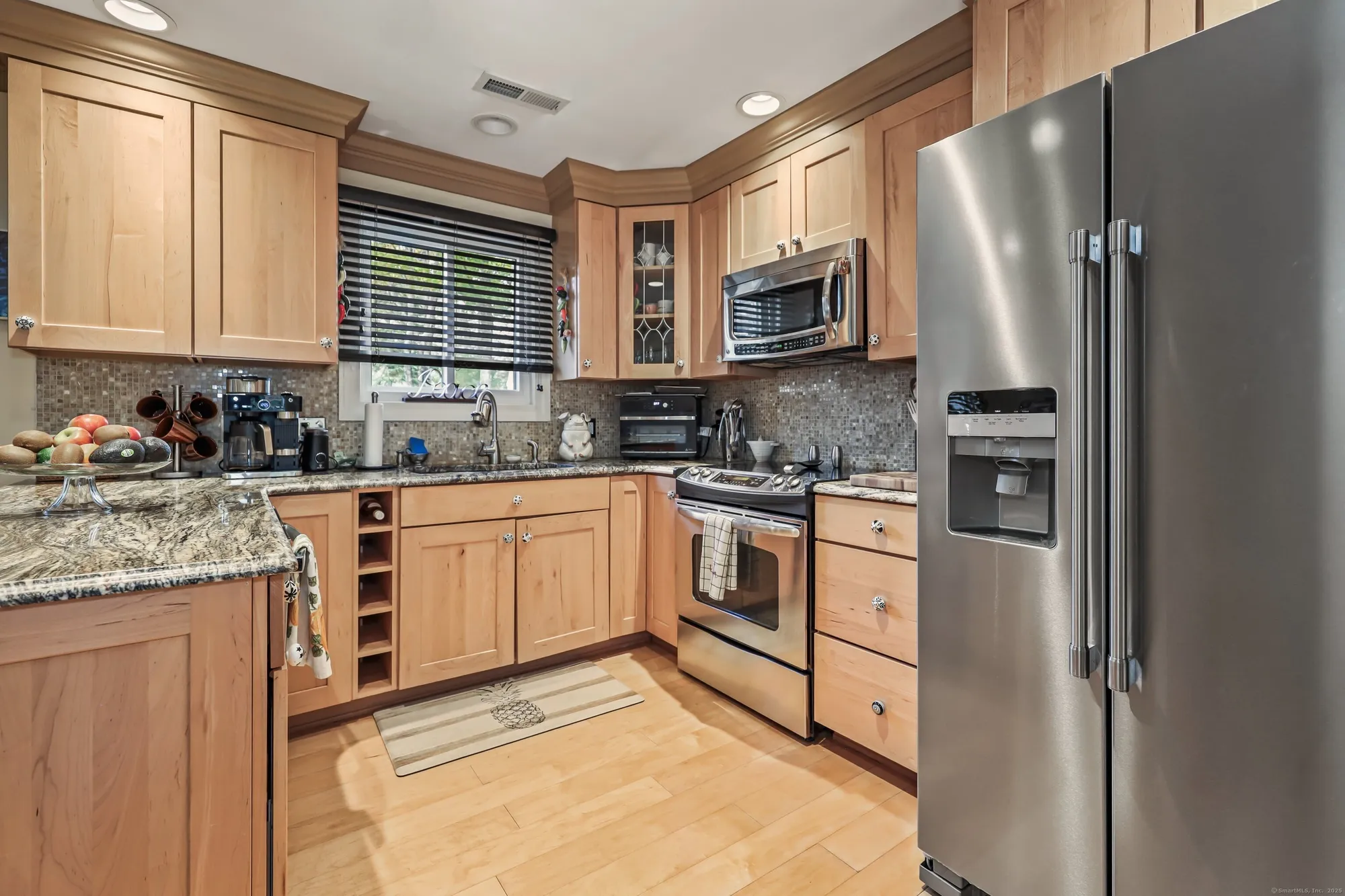 Property Slideshow image 11 of 35 | 1008 heritage vlg b, Southbury, CT, 06488