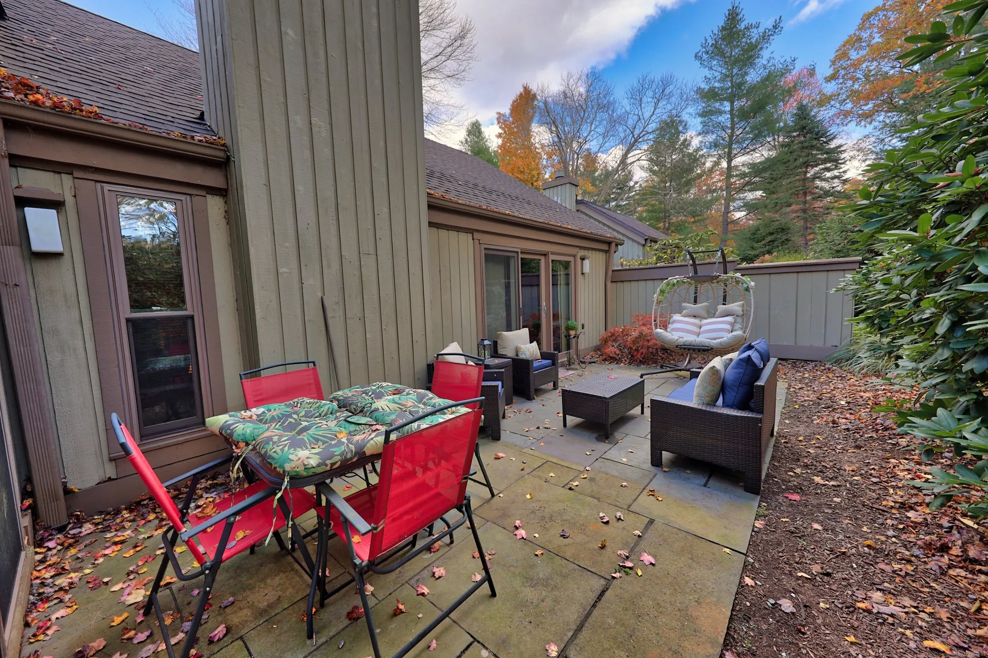 Property Slideshow image 31 of 35 | 1008 heritage vlg b, Southbury, CT, 06488