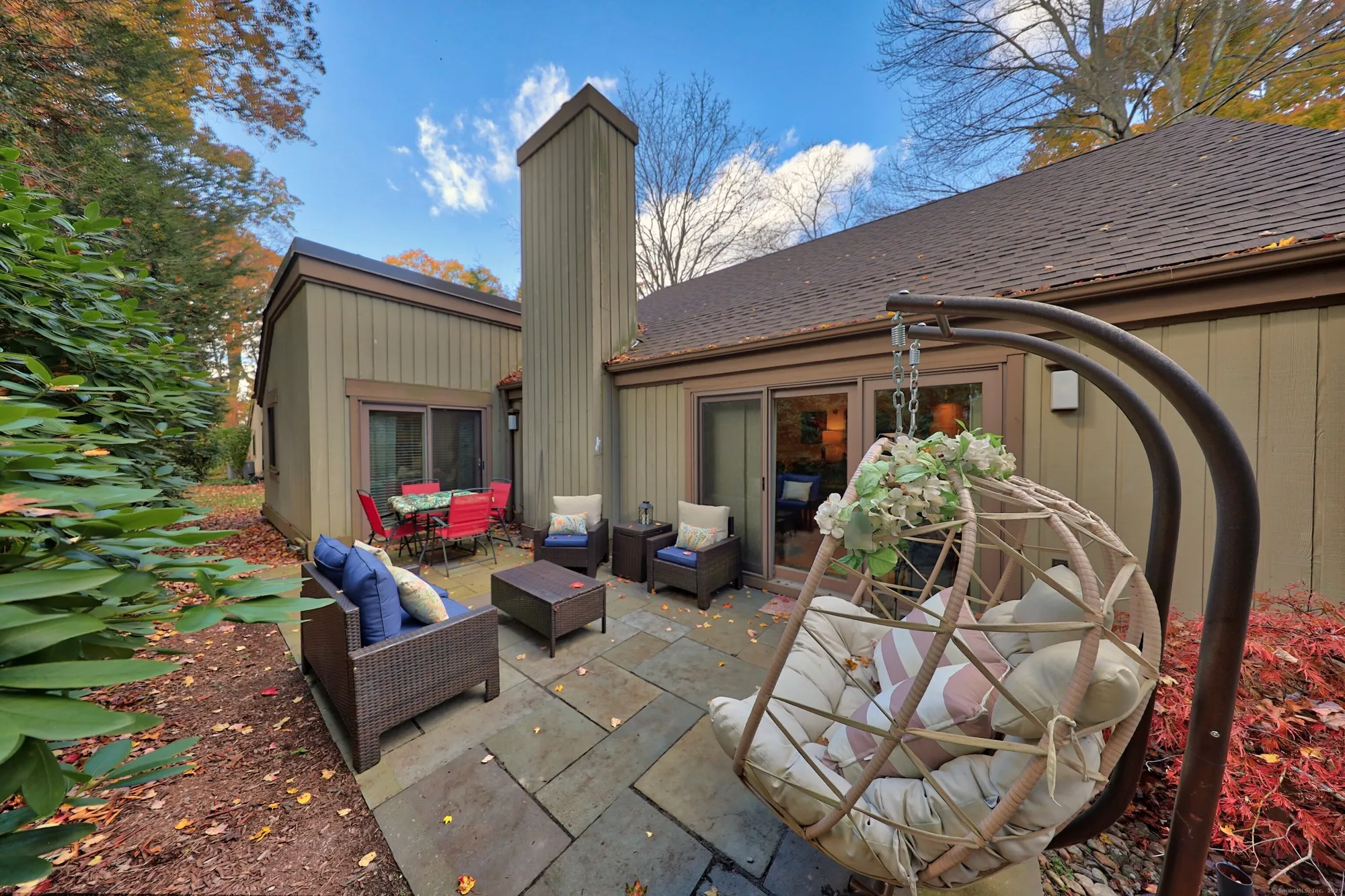 Property Slideshow image 32 of 35 | 1008 heritage vlg b, Southbury, CT, 06488