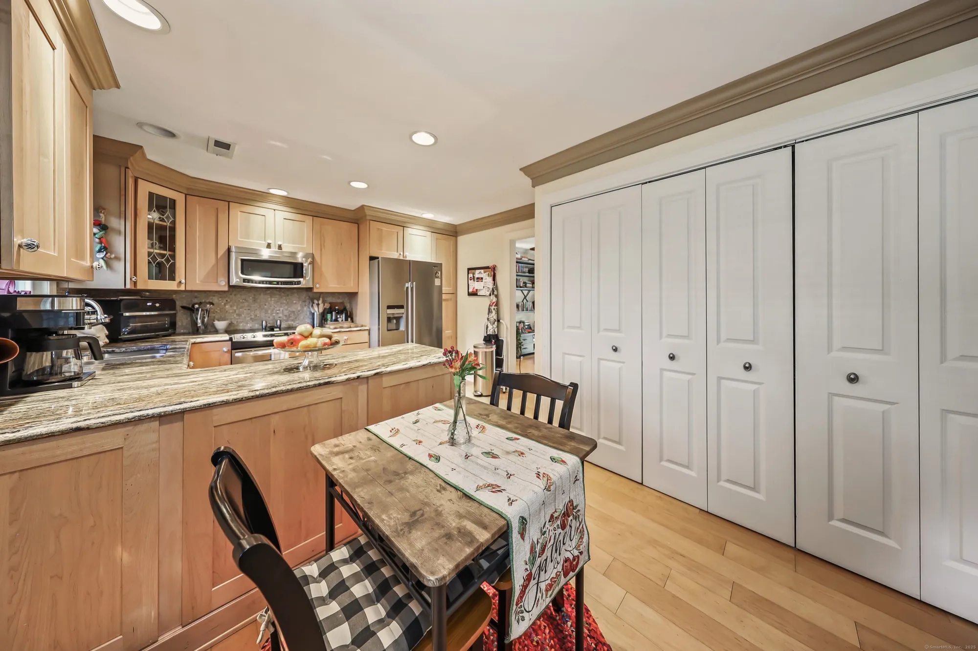 Property Slideshow image 9 of 35 | 1008 heritage vlg b, Southbury, CT, 06488