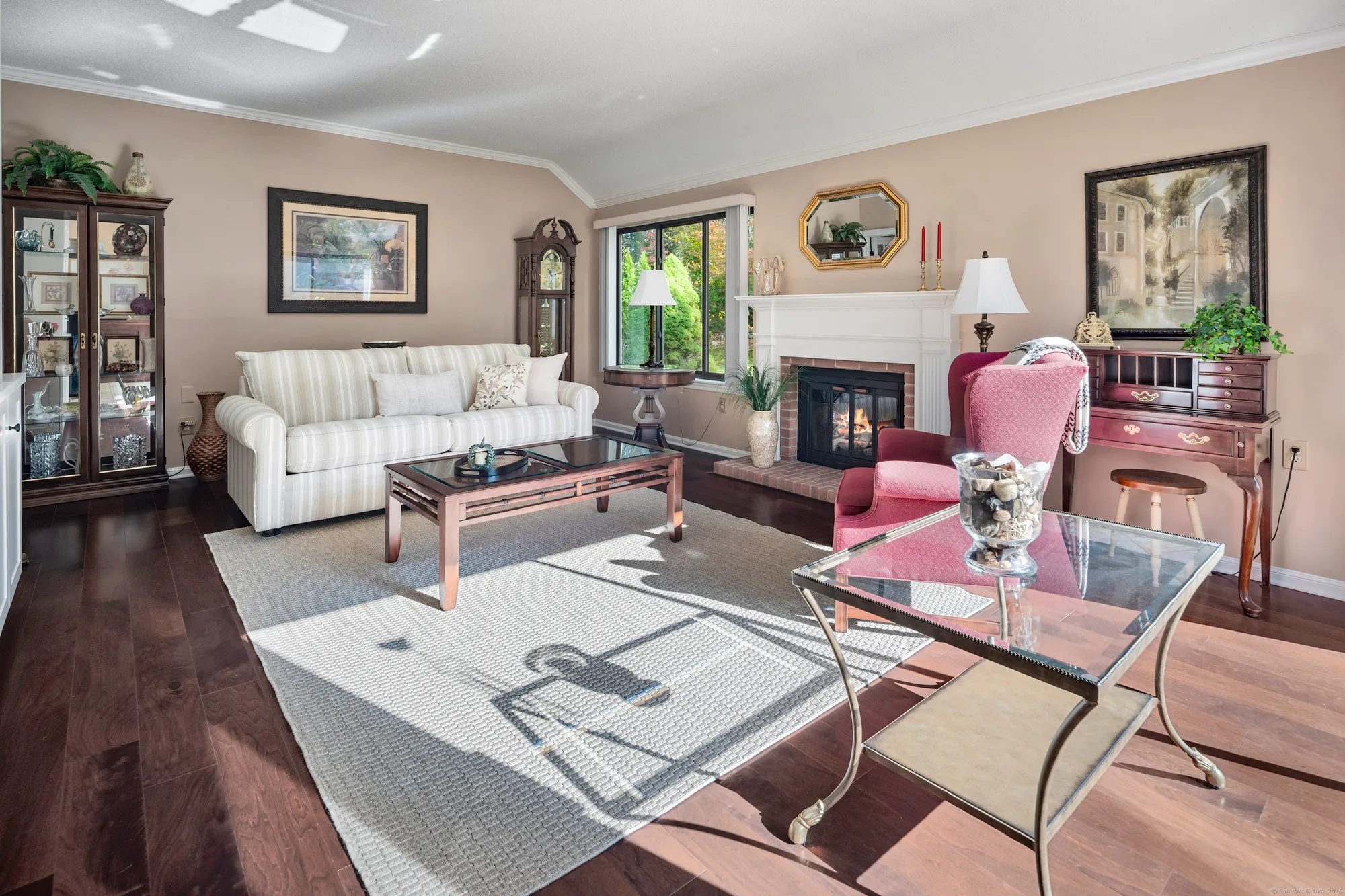 Property Slideshow image 15 of 25 | 7 heritage crst b, Southbury, CT, 06488