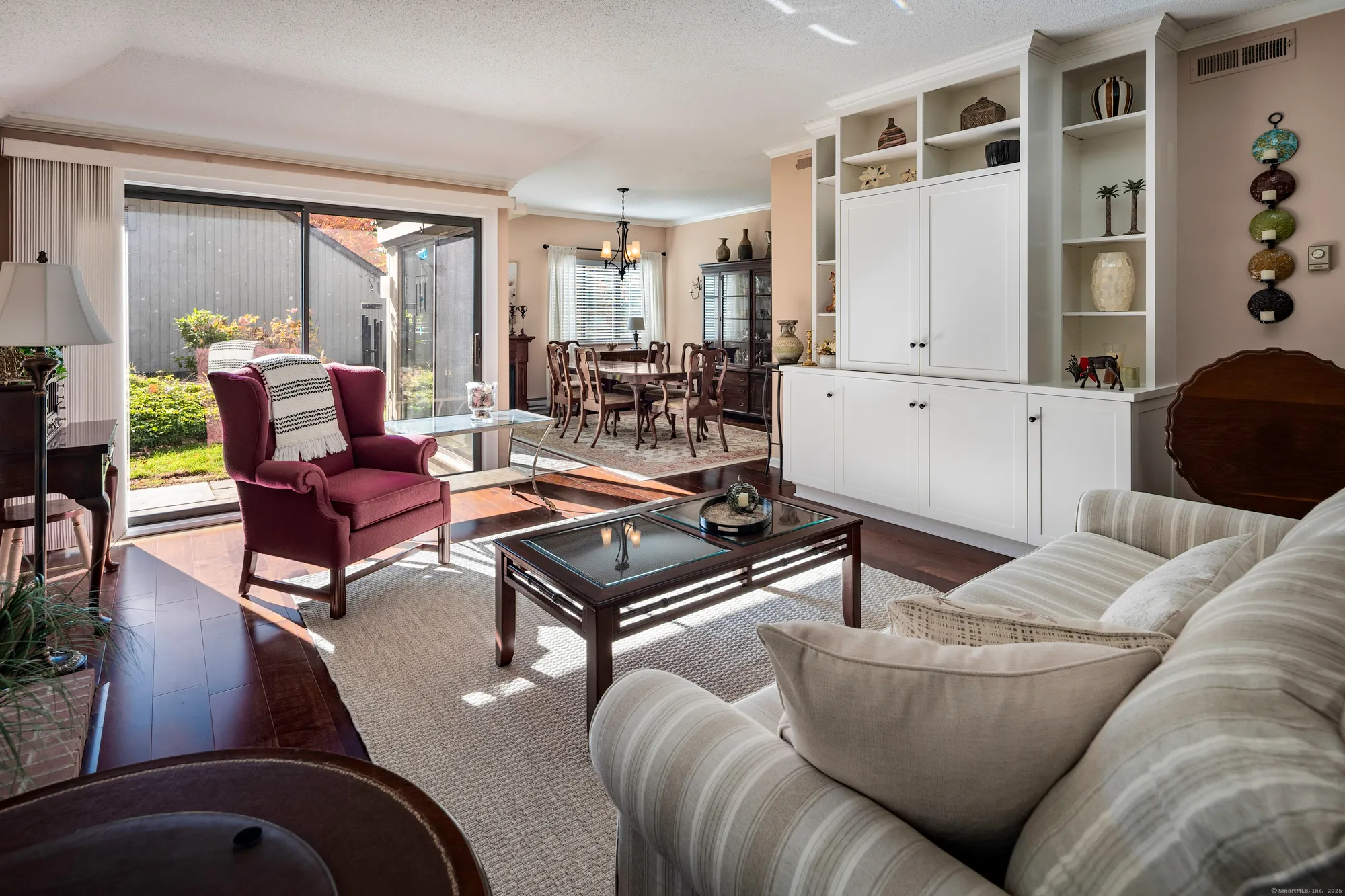 Property Slideshow image 17 of 25 | 7 heritage crst b, Southbury, CT, 06488