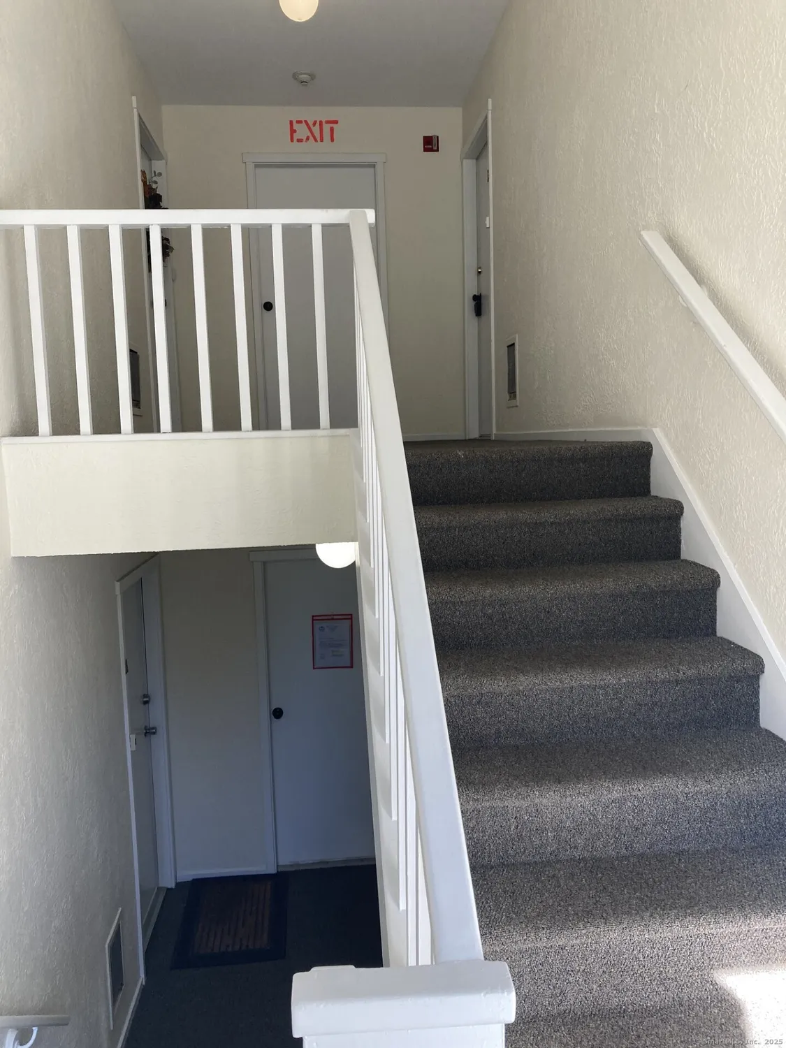 Property Slideshow image 9 of 40 | 73 heritage vlg c, Southbury, CT, 06488