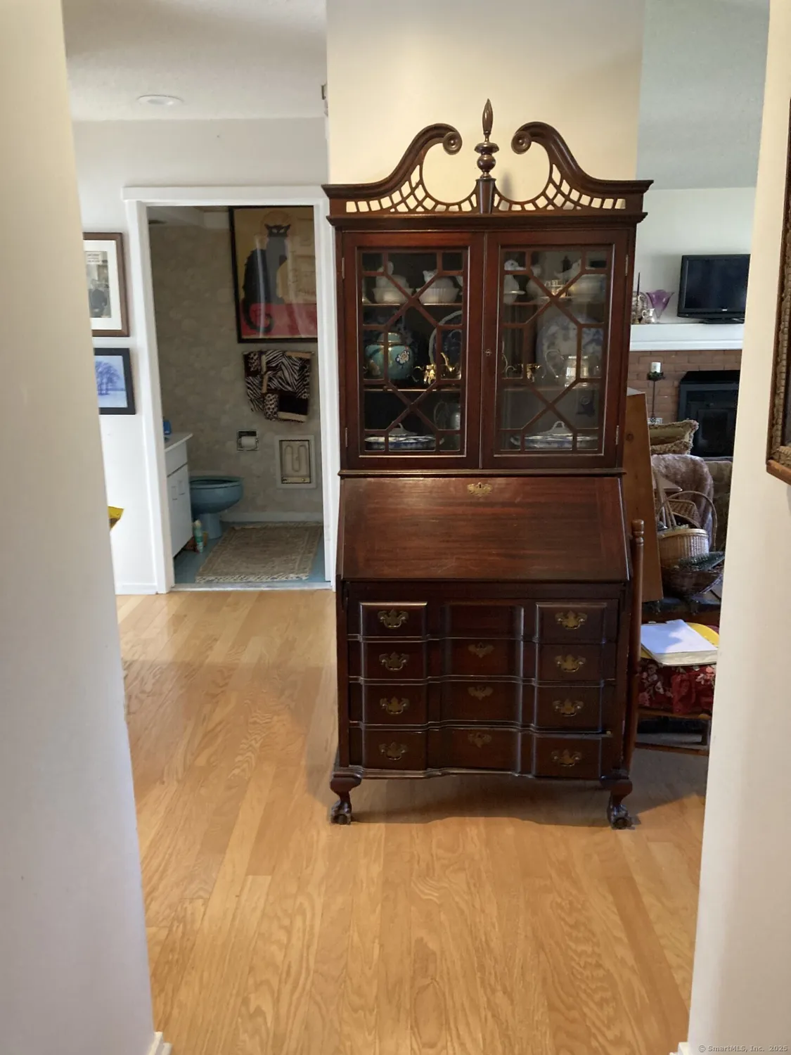 Property Slideshow image 10 of 40 | 73 heritage vlg c, Southbury, CT, 06488