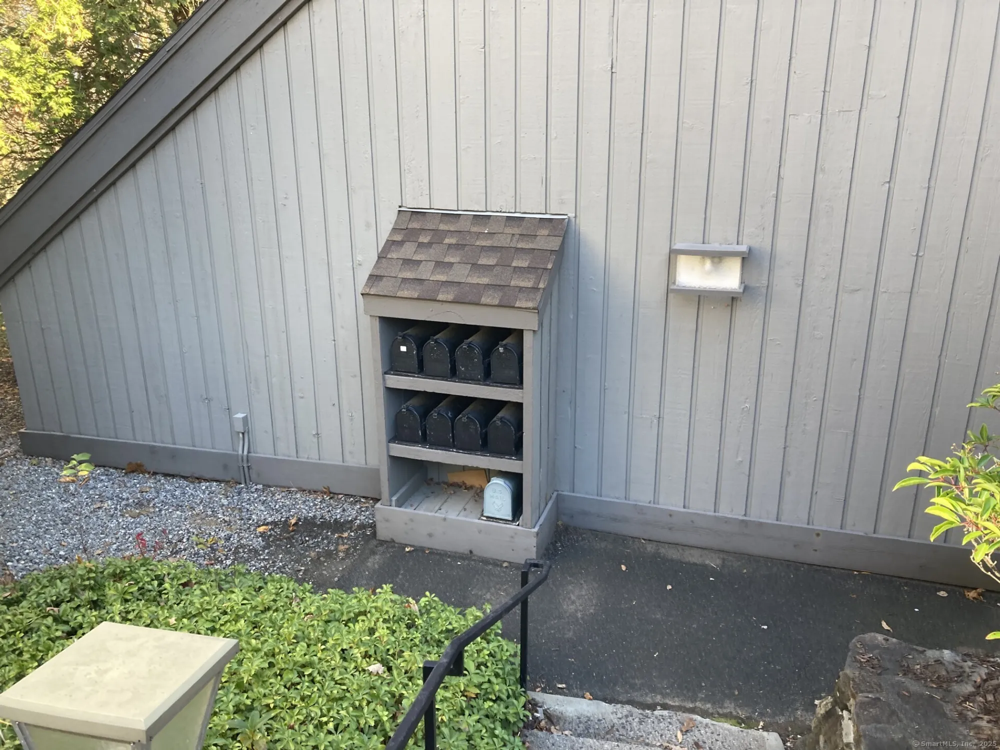 Property Slideshow image 25 of 40 | 73 heritage vlg c, Southbury, CT, 06488