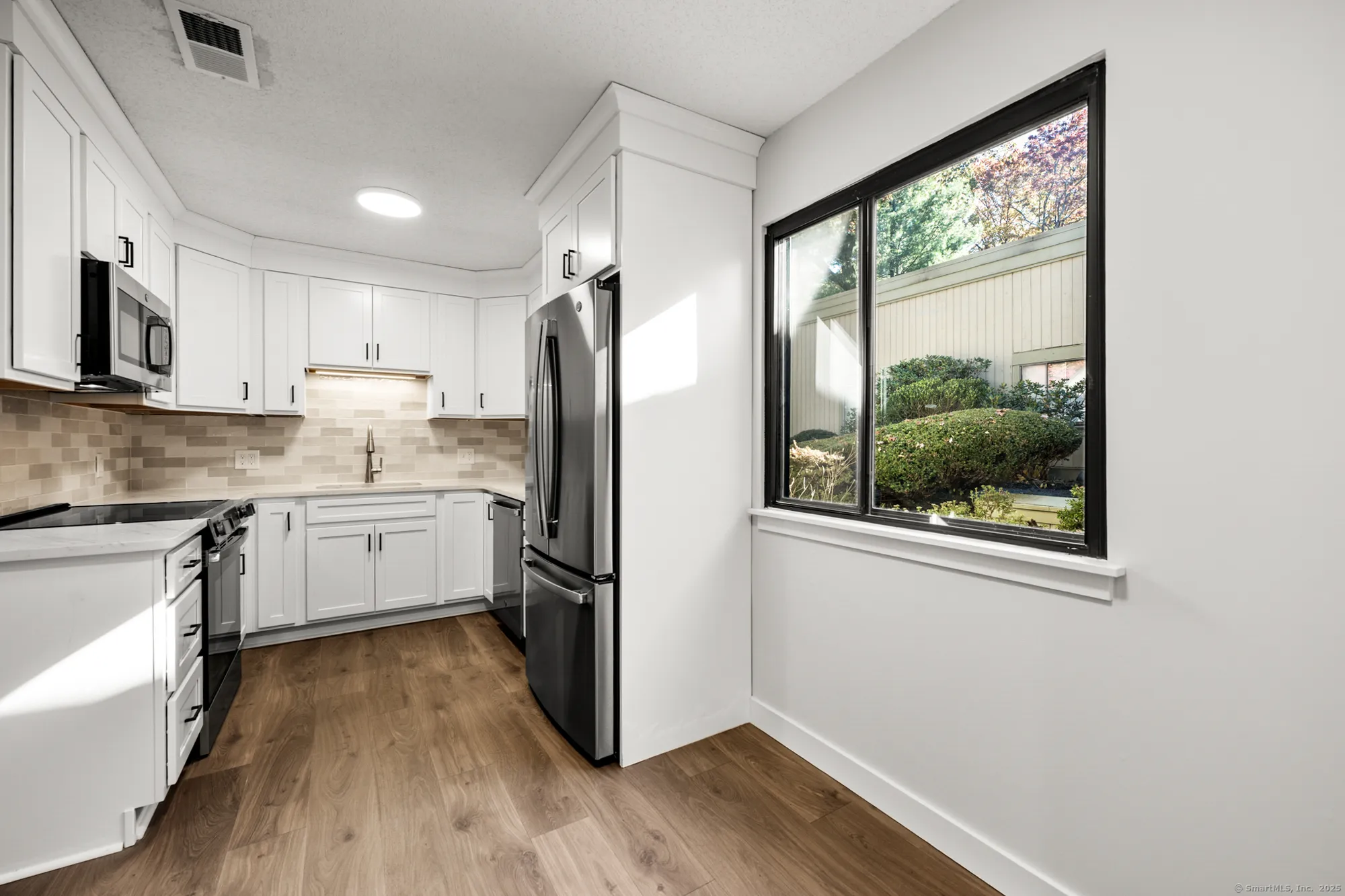 Property Slideshow image 6 of 32 | 761 heritage vlg d, Southbury, CT, 06488