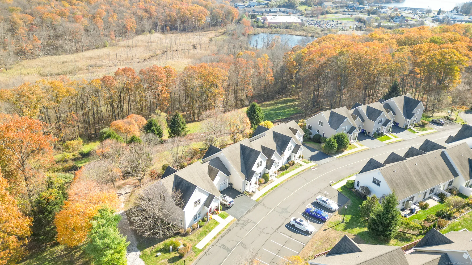 Property Slideshow image 31 of 39 | 12 heron view rd # 12, New Fairfield, CT, 06812