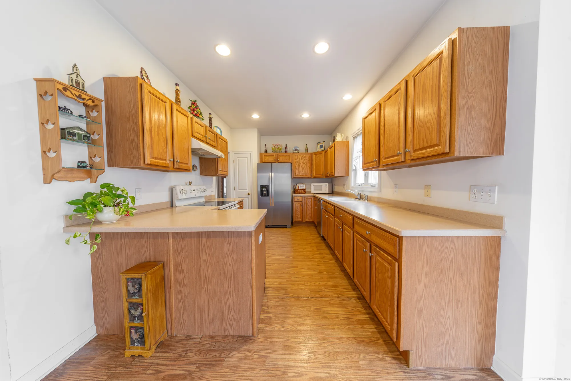 Property Slideshow image 15 of 29 | 413 mulligan dr # 413, Oxford, CT, 06478