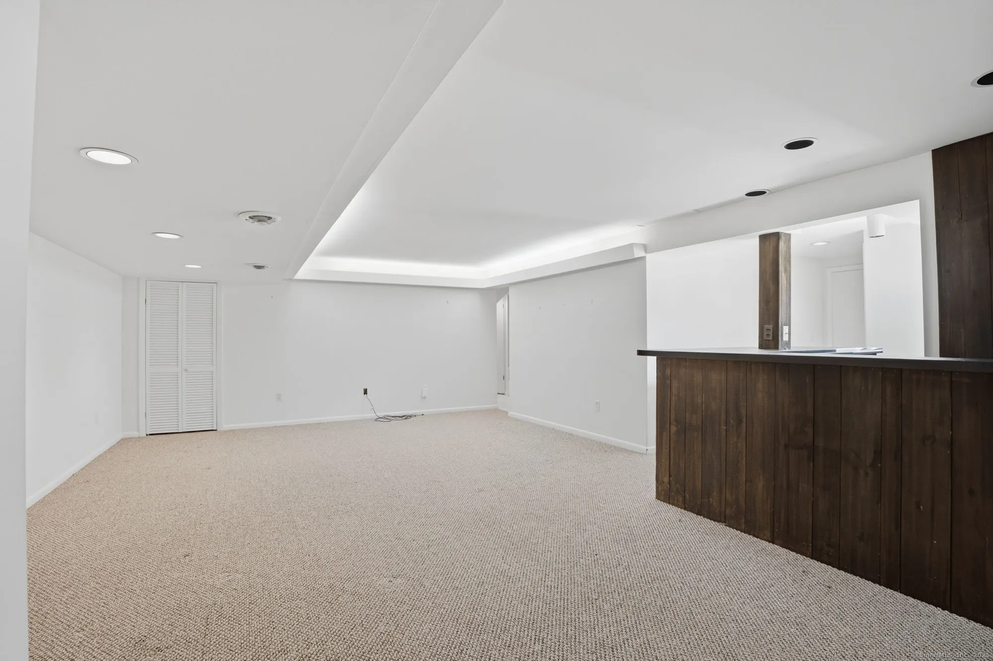 Property Slideshow image 25 of 39 | 375 piute ln b, Stratford, CT, 06614