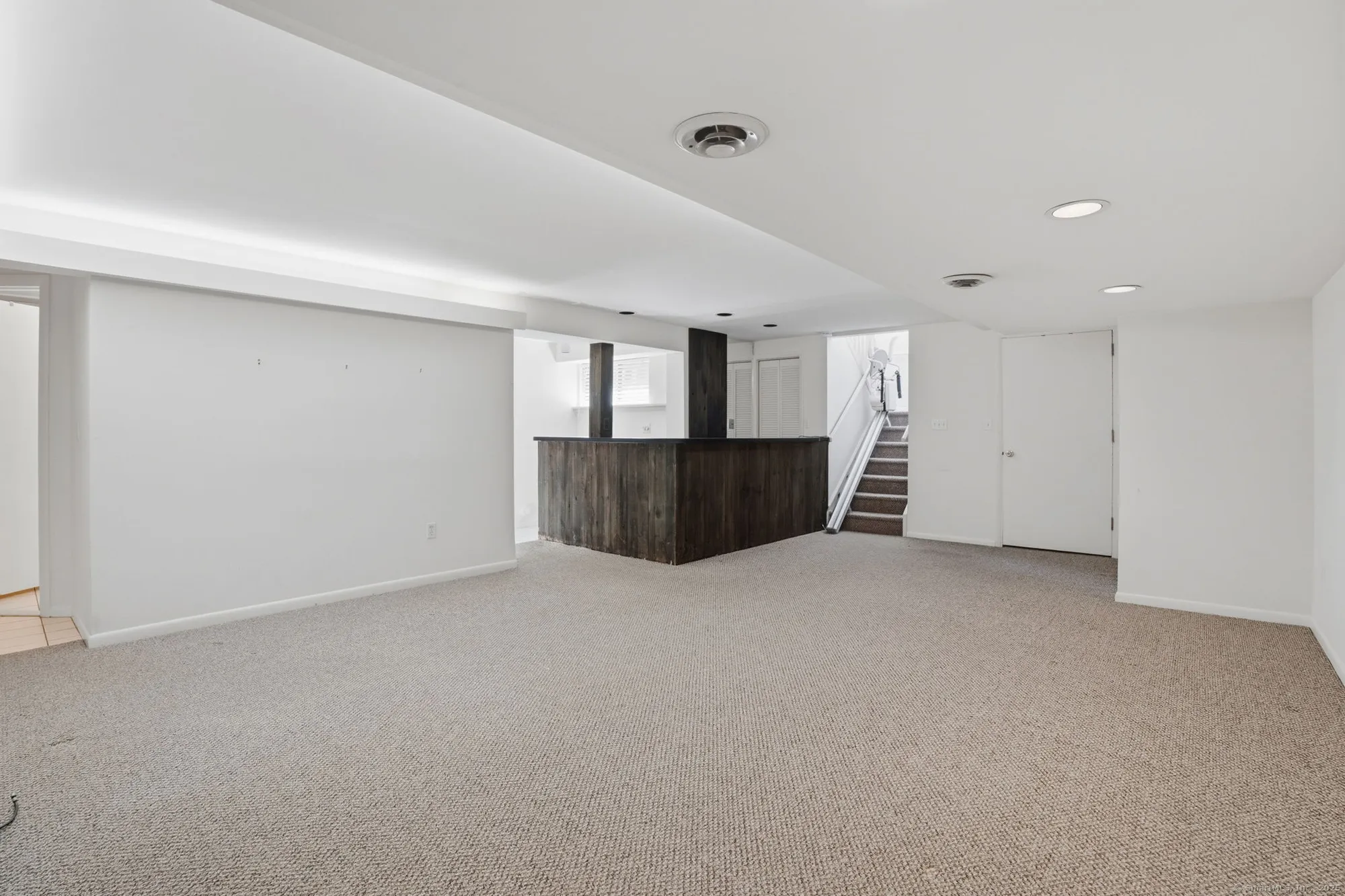 Property Slideshow image 26 of 39 | 375 piute ln b, Stratford, CT, 06614