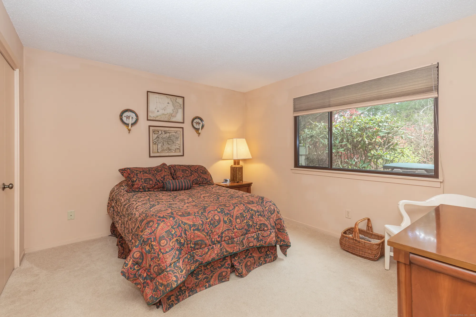 Property Slideshow image 11 of 19 | 701 heritage vlg b, Southbury, CT, 06488