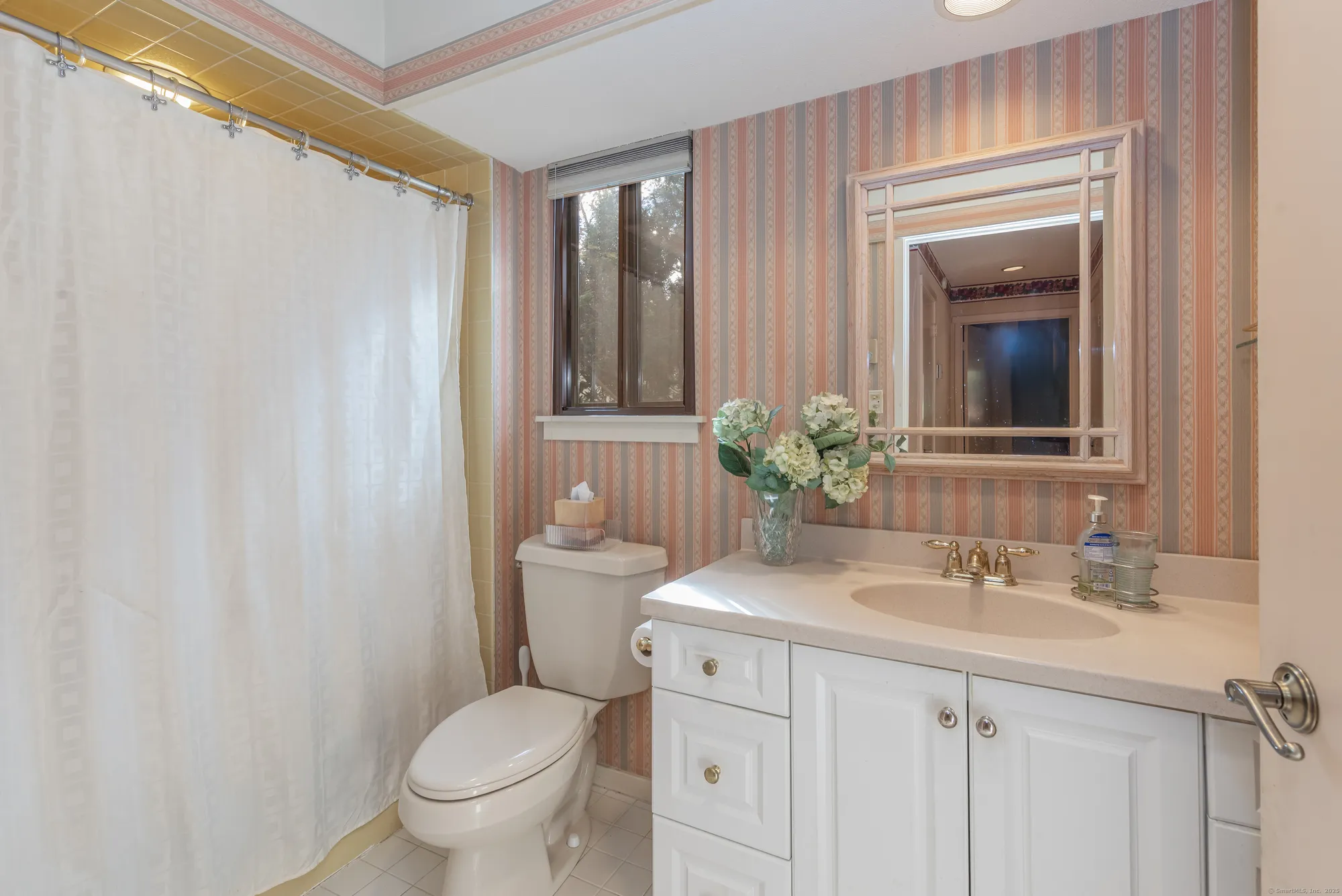 Property Slideshow image 12 of 19 | 701 heritage vlg b, Southbury, CT, 06488