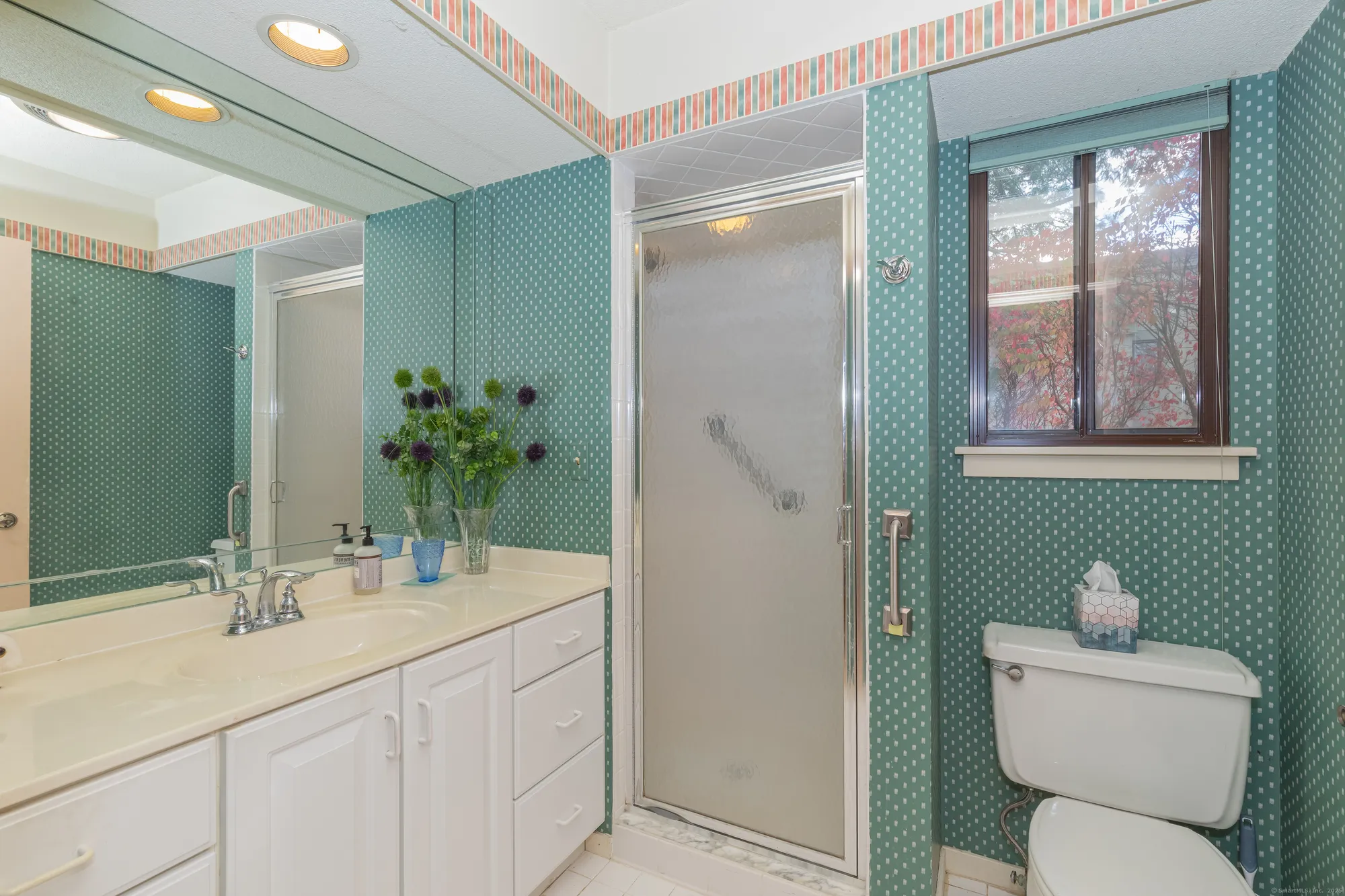 Property Slideshow image 10 of 19 | 701 heritage vlg b, Southbury, CT, 06488