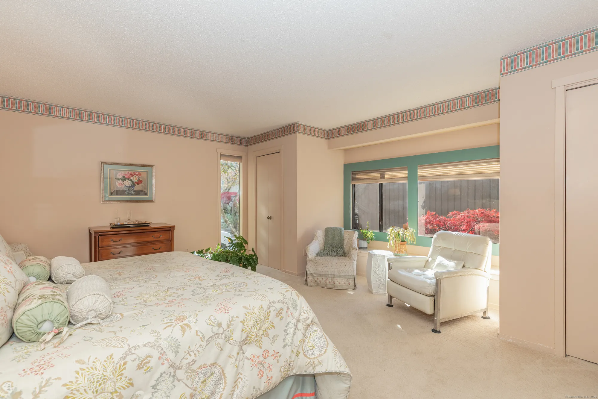 Property Slideshow image 9 of 19 | 701 heritage vlg b, Southbury, CT, 06488