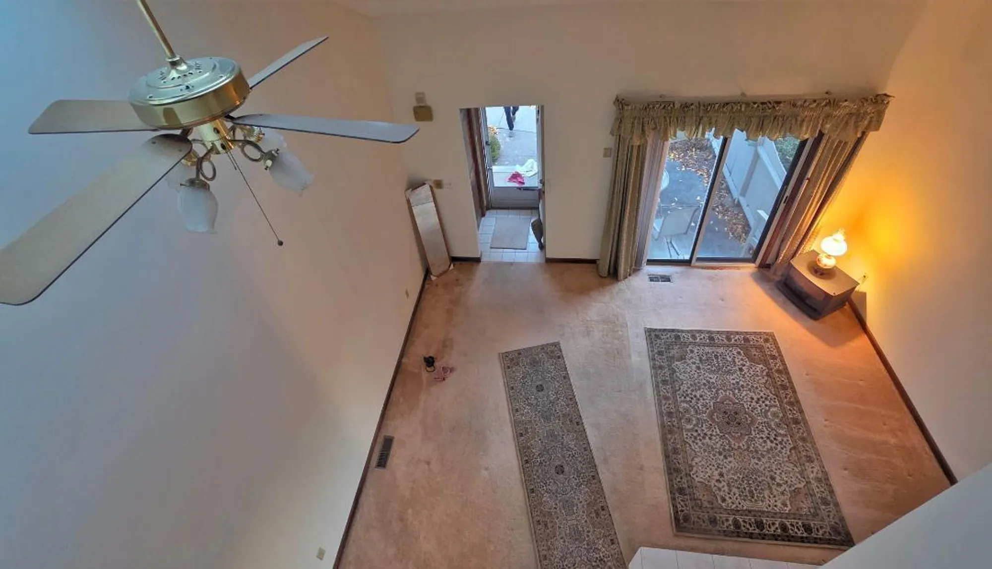 Property Slideshow image 11 of 14 | 373 lakeview dr # 373, Southington, CT, 06489