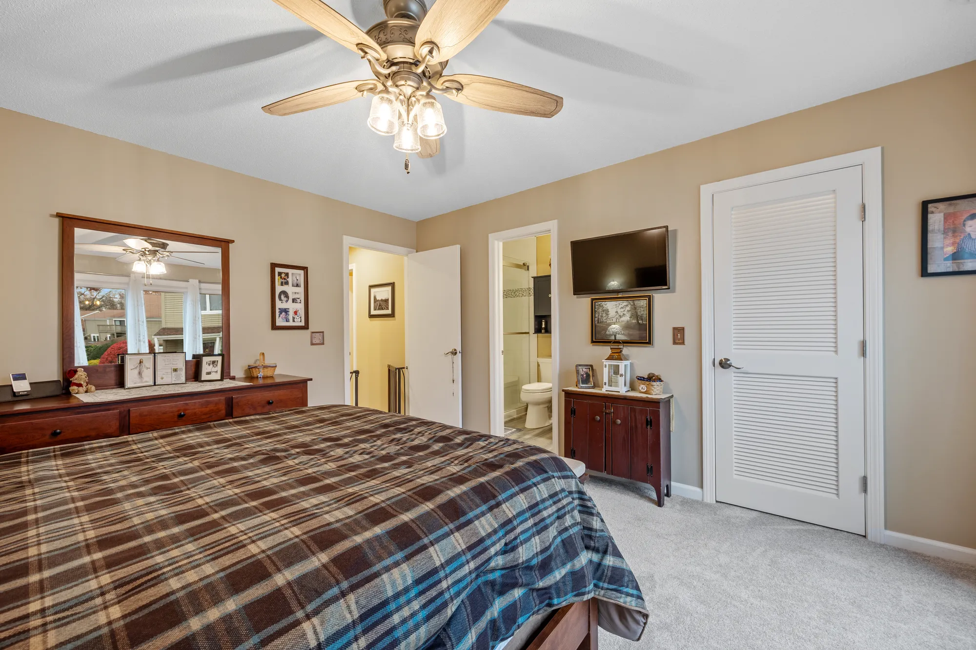 Property Slideshow image 15 of 26 | 85 clearview ct # 85, Southington, CT, 06489