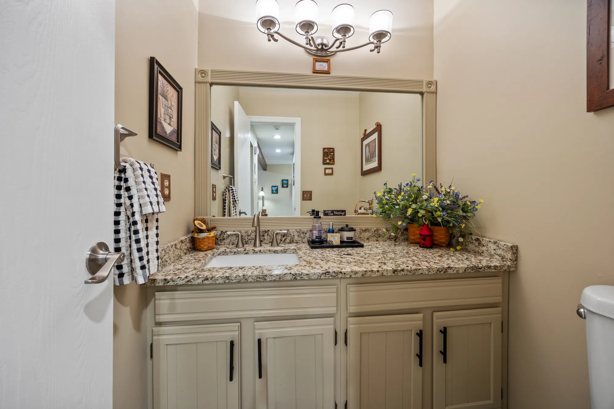 Property Slideshow image 17 of 26 | 85 clearview ct # 85, Southington, CT, 06489
