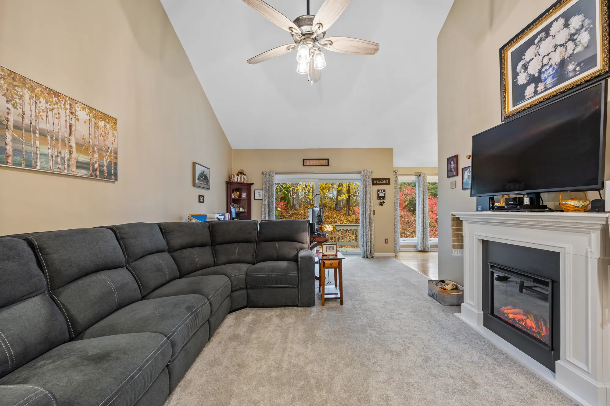 Property Slideshow image 4 of 26 | 85 clearview ct # 85, Southington, CT, 06489
