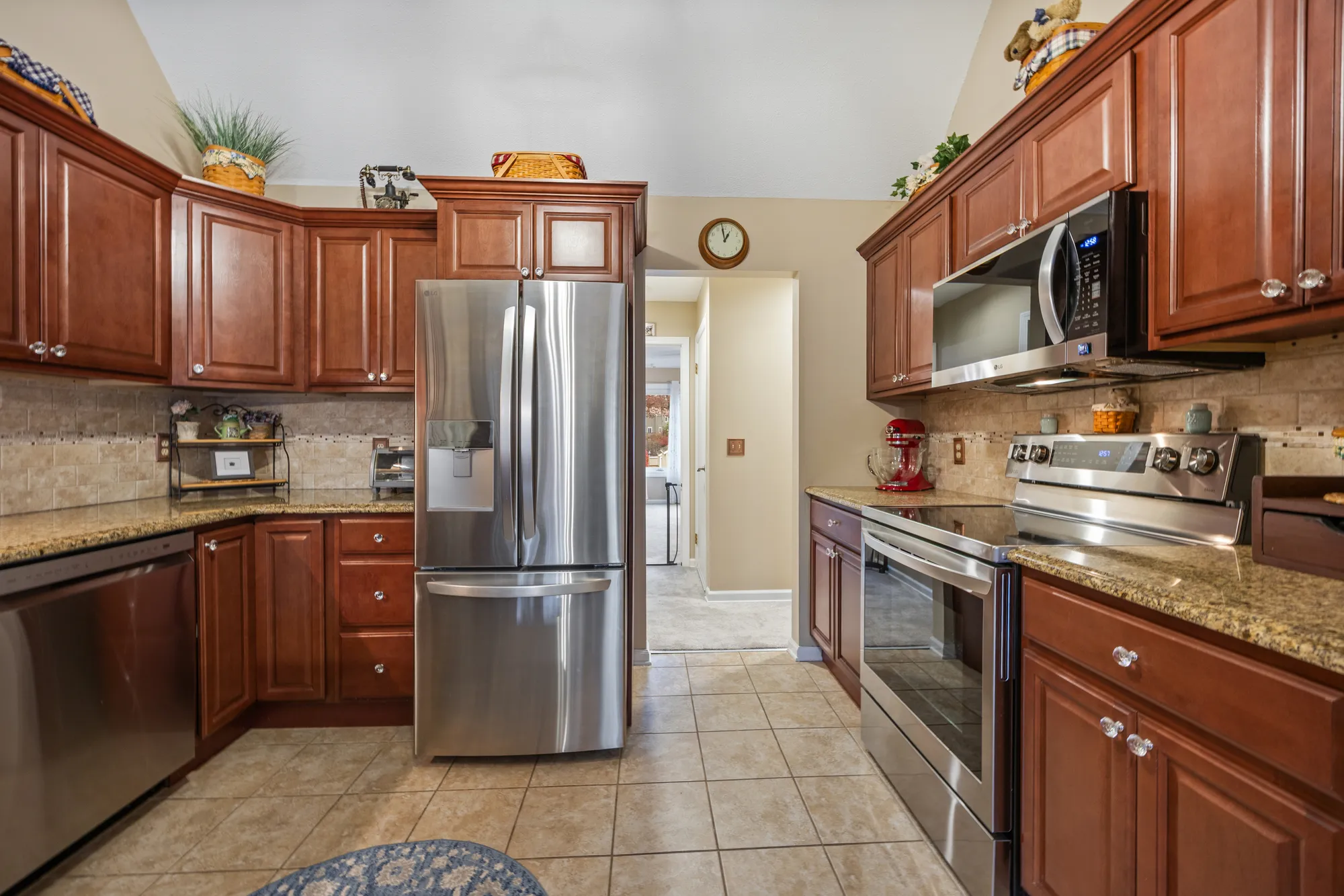 Property Slideshow image 10 of 26 | 85 clearview ct # 85, Southington, CT, 06489