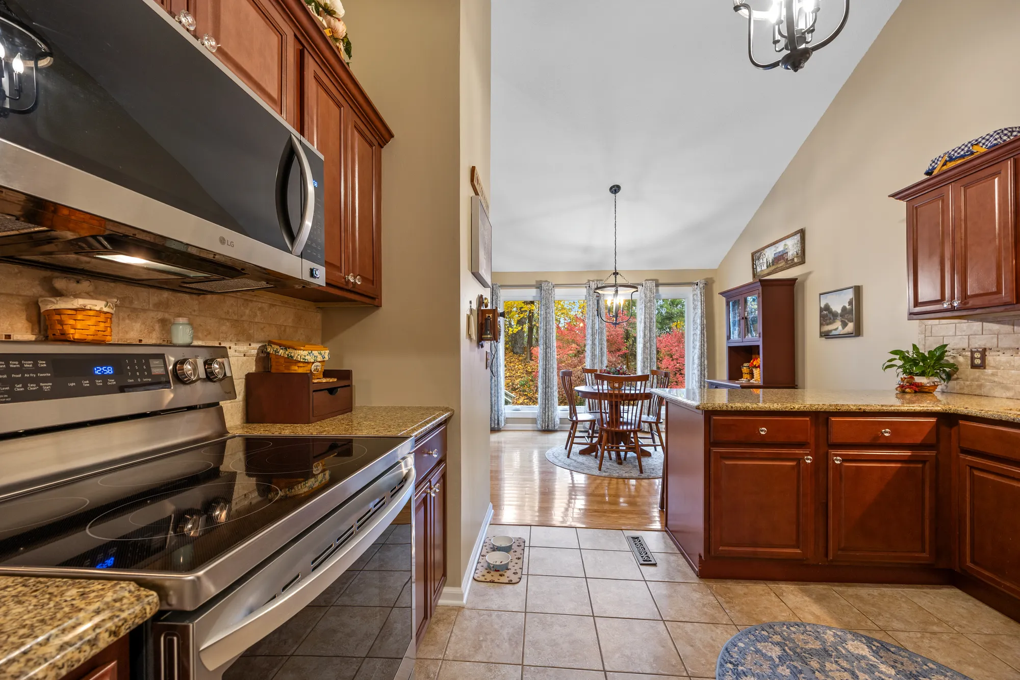 Property Slideshow image 11 of 26 | 85 clearview ct # 85, Southington, CT, 06489
