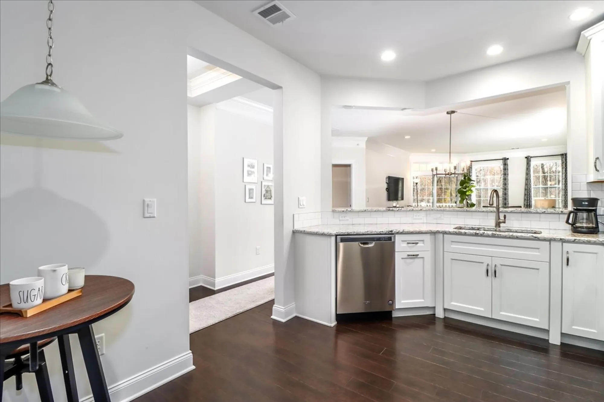 Property Slideshow image 16 of 38 | 433 brookside ct 433, Newtown, CT, 06470