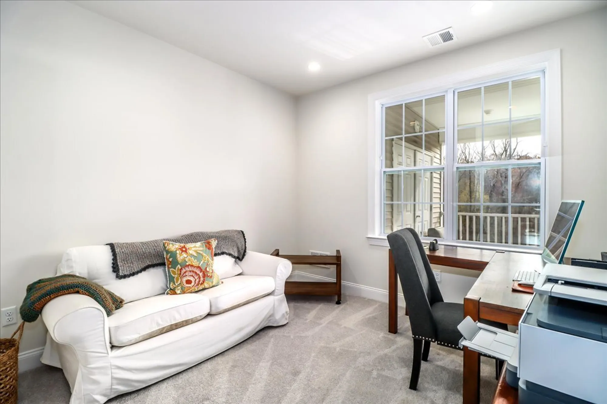 Property Slideshow image 24 of 38 | 433 brookside ct 433, Newtown, CT, 06470