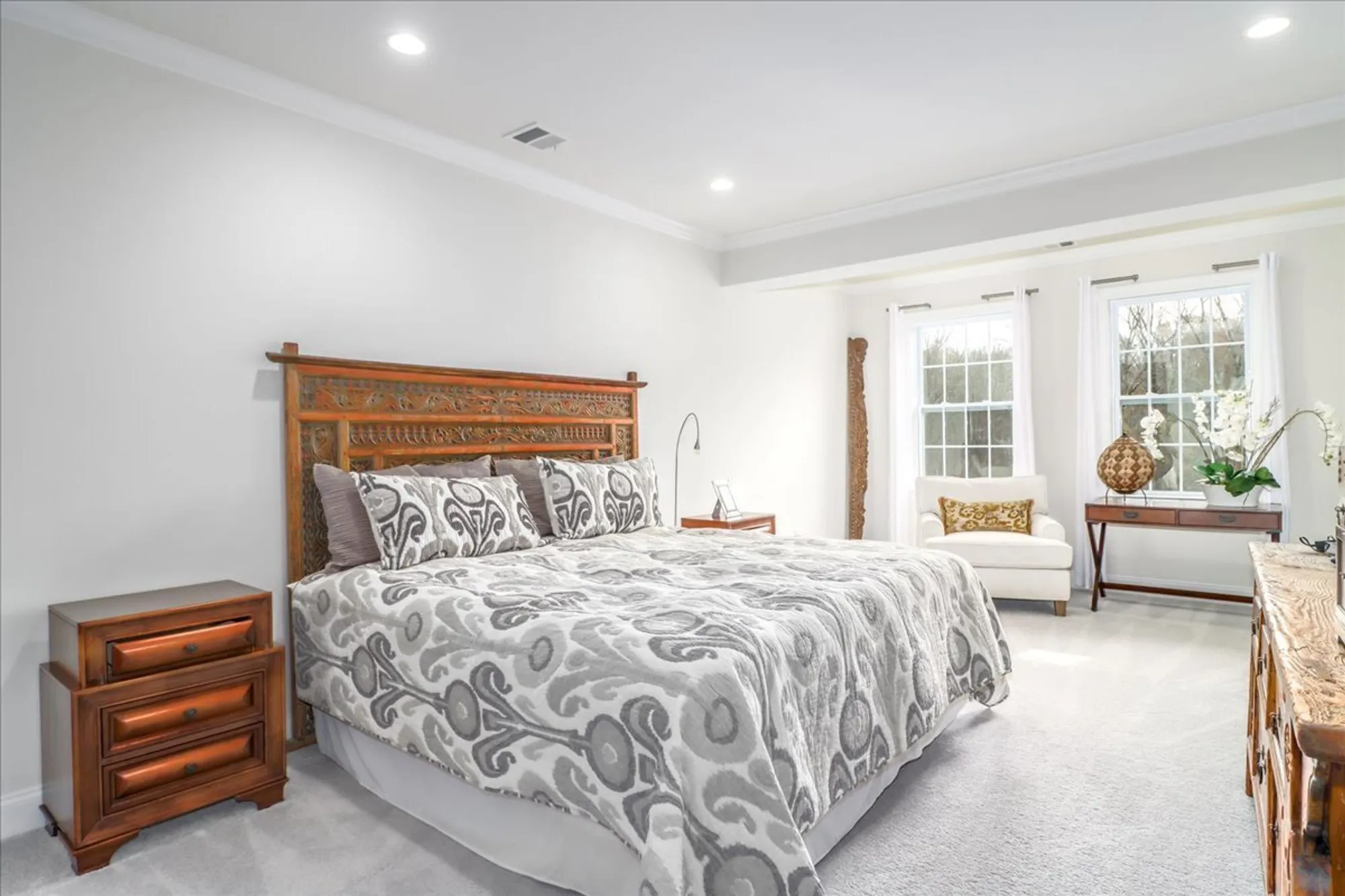 Property Slideshow image 18 of 38 | 433 brookside ct 433, Newtown, CT, 06470