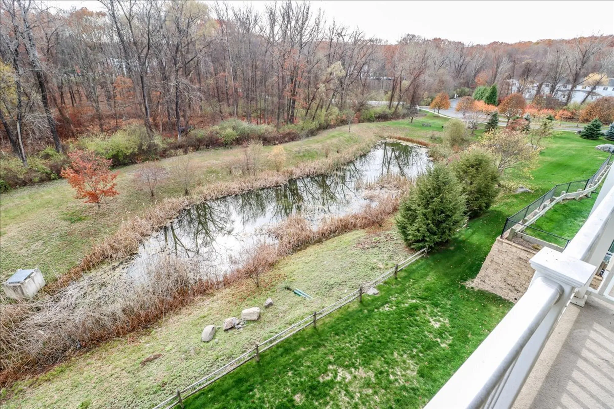 Property Slideshow image 32 of 38 | 433 brookside ct 433, Newtown, CT, 06470