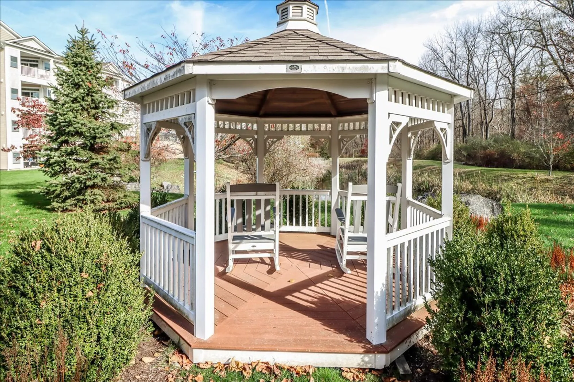 Property Slideshow image 37 of 38 | 433 brookside ct 433, Newtown, CT, 06470