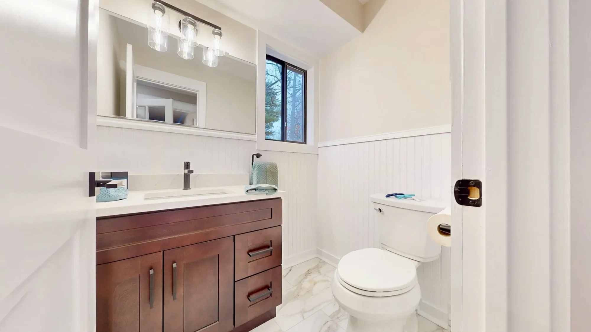 Property Slideshow image 14 of 31 | 164 bison ln a, Stratford, CT, 06614