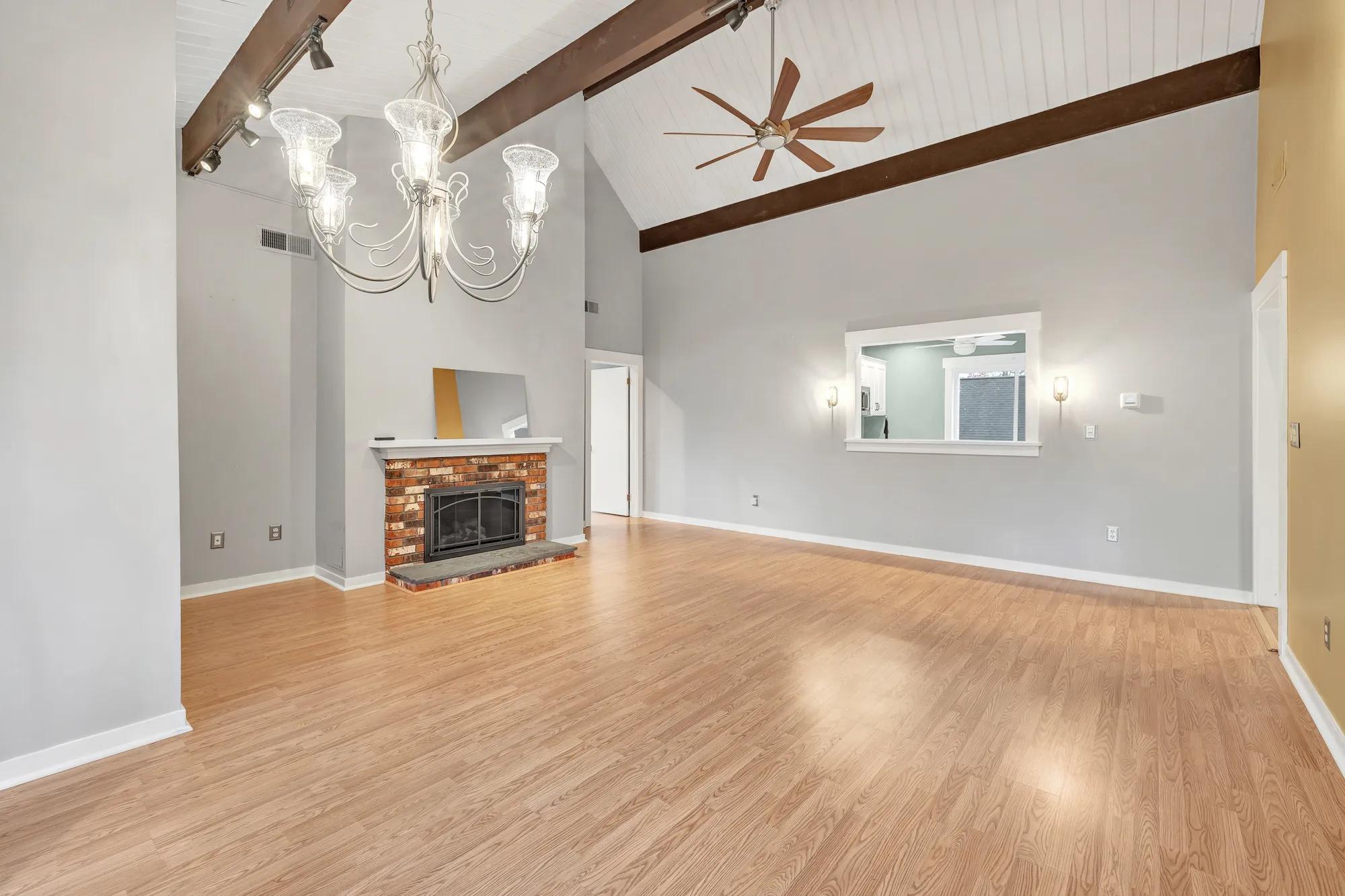 Property Slideshow image 17 of 40 | 35 algonquin ln d, Stratford, CT, 06614