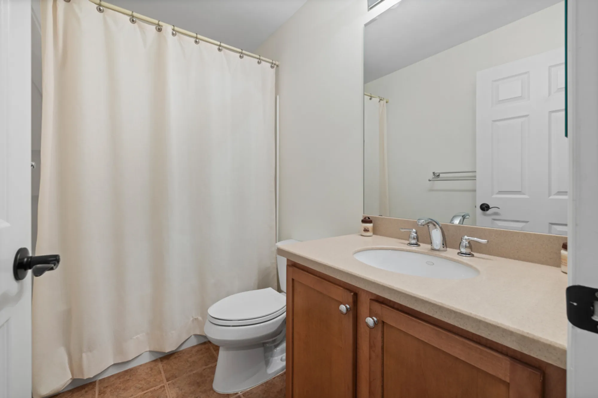 Property Slideshow image 24 of 36 | 13 mercy st # 13, Danbury, CT, 06810