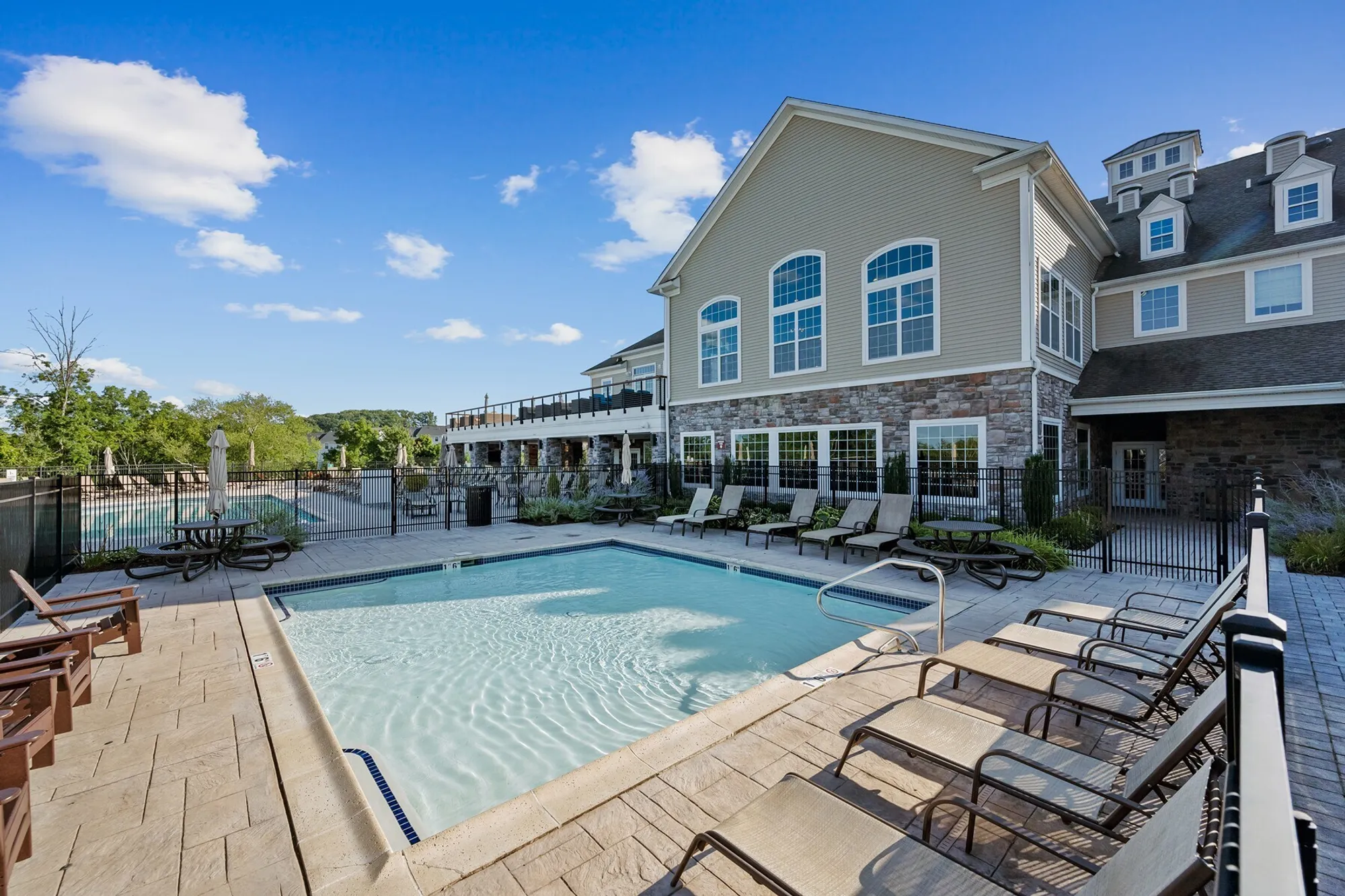 Property Slideshow image 34 of 36 | 13 mercy st # 13, Danbury, CT, 06810