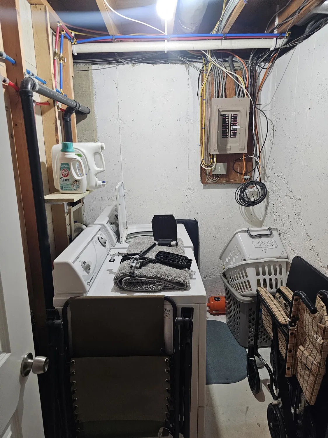 Property Slideshow image 23 of 24 | 289 agawam dr b, Stratford, CT, 06614