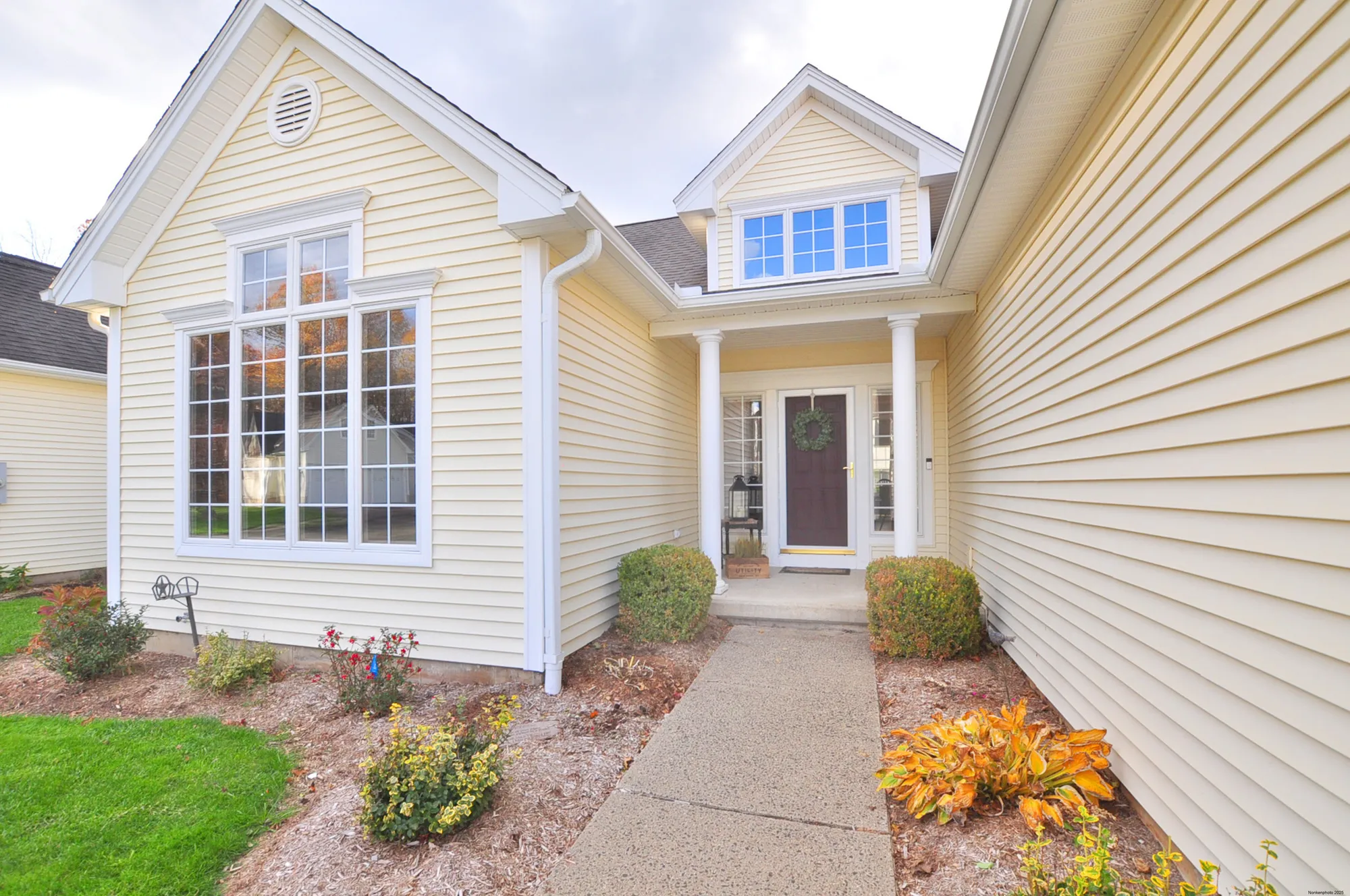 Property Slideshow image 39 of 40 | 23 dewberry way # 23, Suffield, CT, 06078