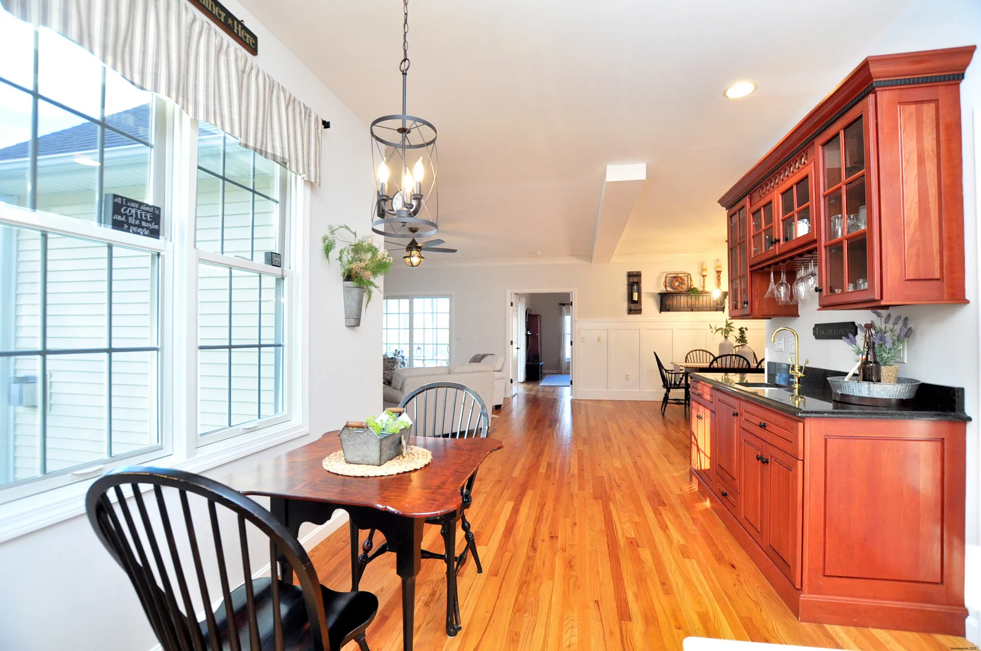 Property Slideshow image 12 of 40 | 23 dewberry way # 23, Suffield, CT, 06078