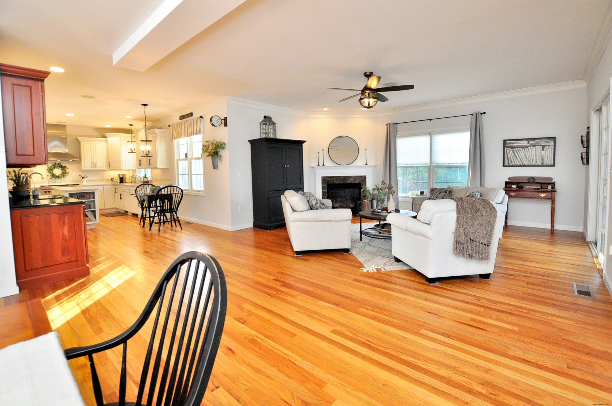 Property Slideshow image 17 of 40 | 23 dewberry way # 23, Suffield, CT, 06078