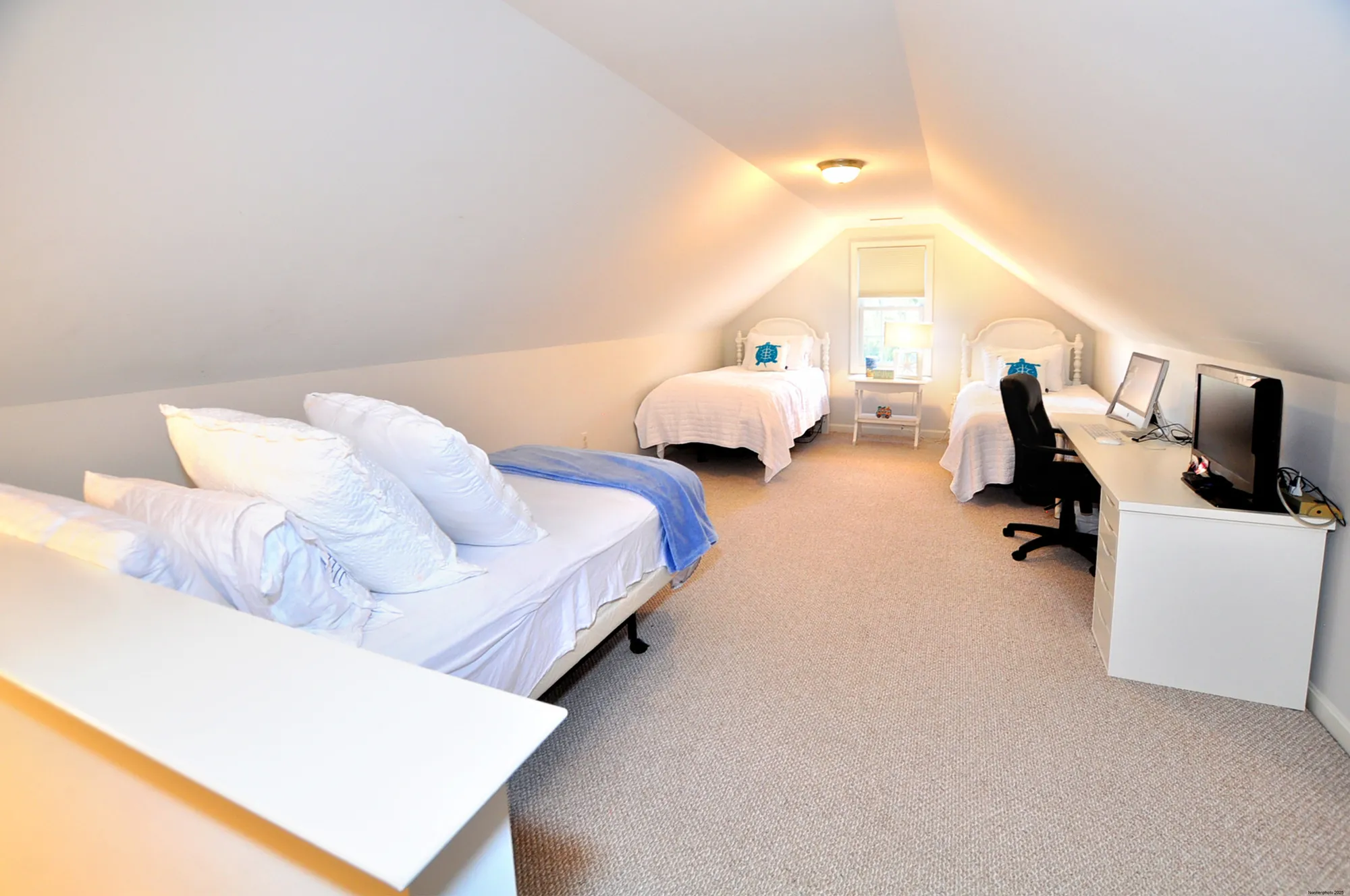 Property Slideshow image 36 of 40 | 23 dewberry way # 23, Suffield, CT, 06078