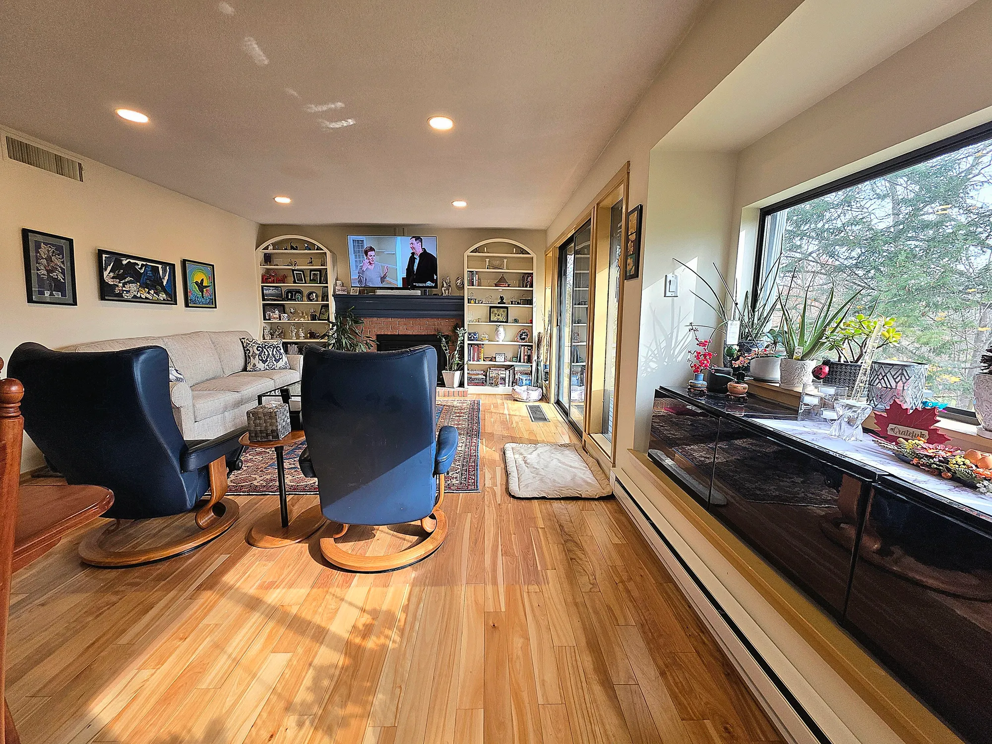 Property Slideshow image 6 of 39 | 39 heritage vlg c, Southbury, CT, 06488