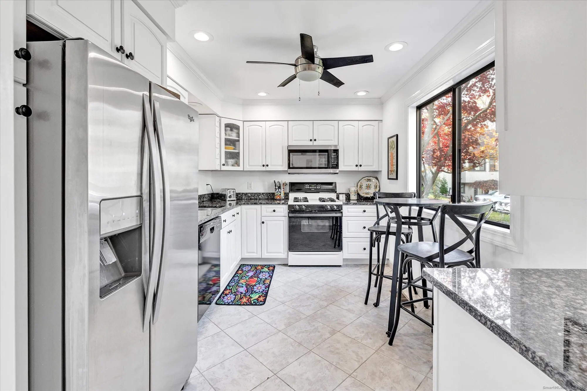 Property Slideshow image 7 of 33 | 516 opa ln a, Stratford, CT, 06614