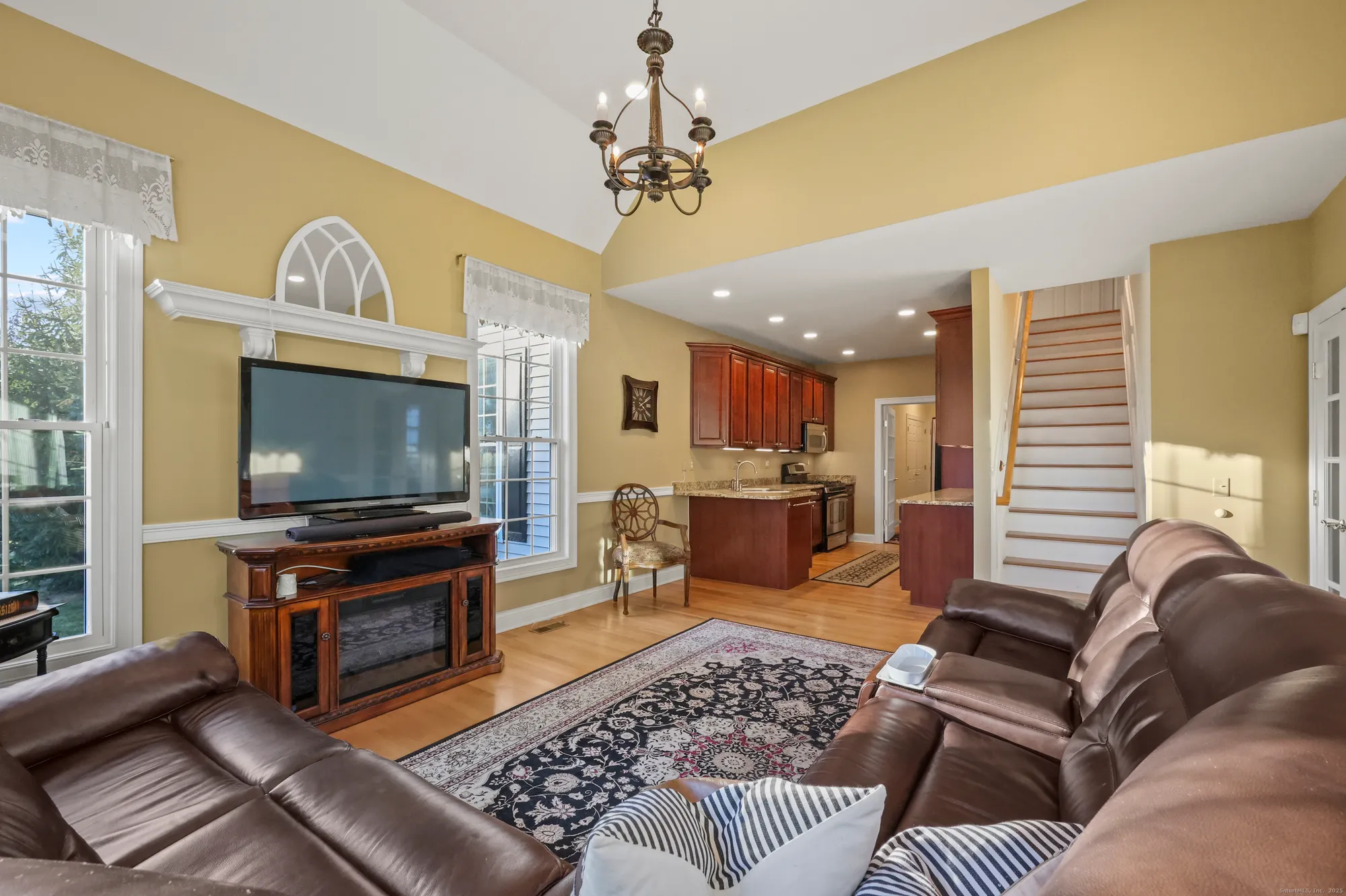 Property Slideshow image 14 of 35 | 8 kenington rd # 8, Avon, CT, 06001